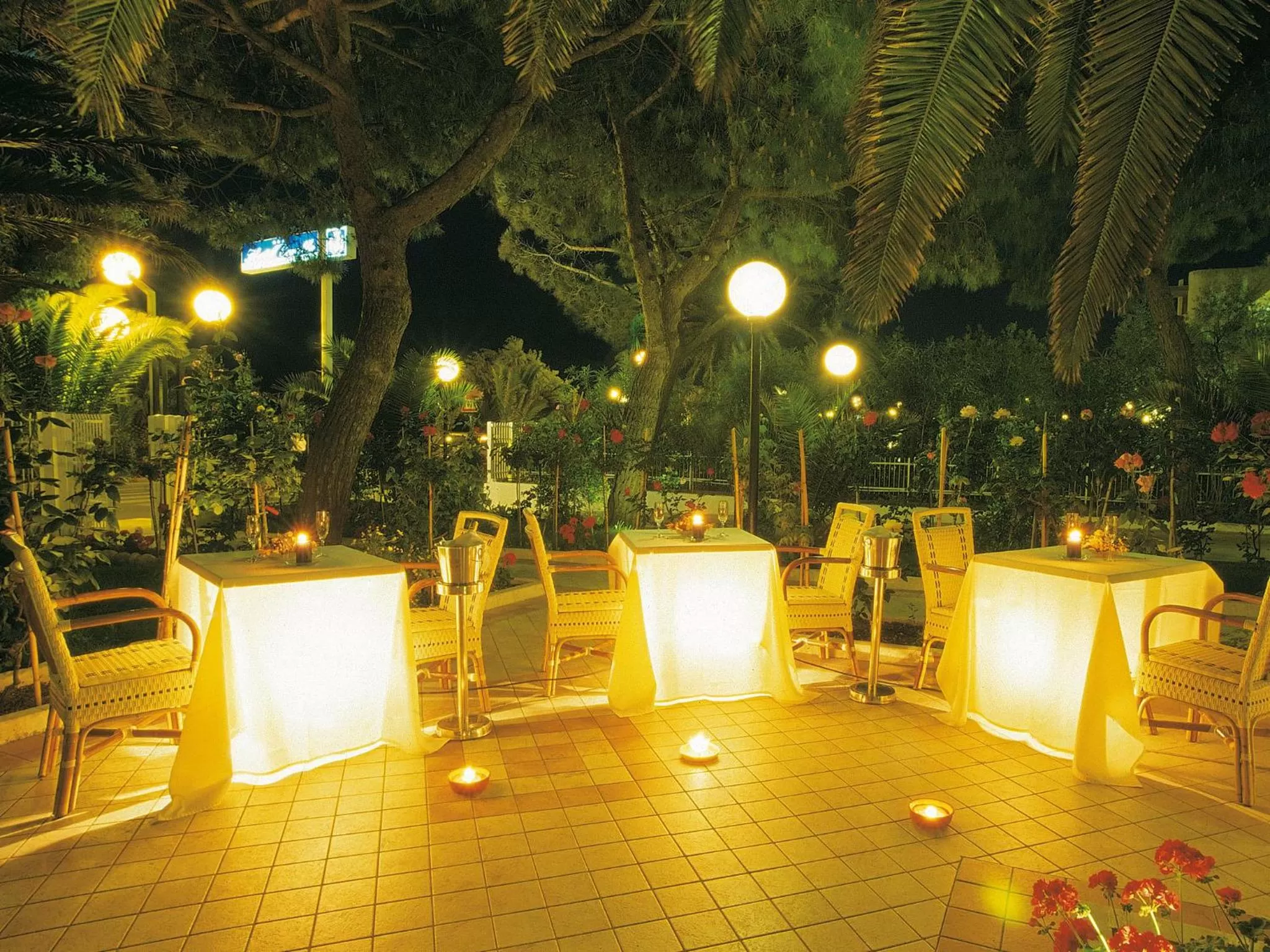 Night in Hotel Corallo