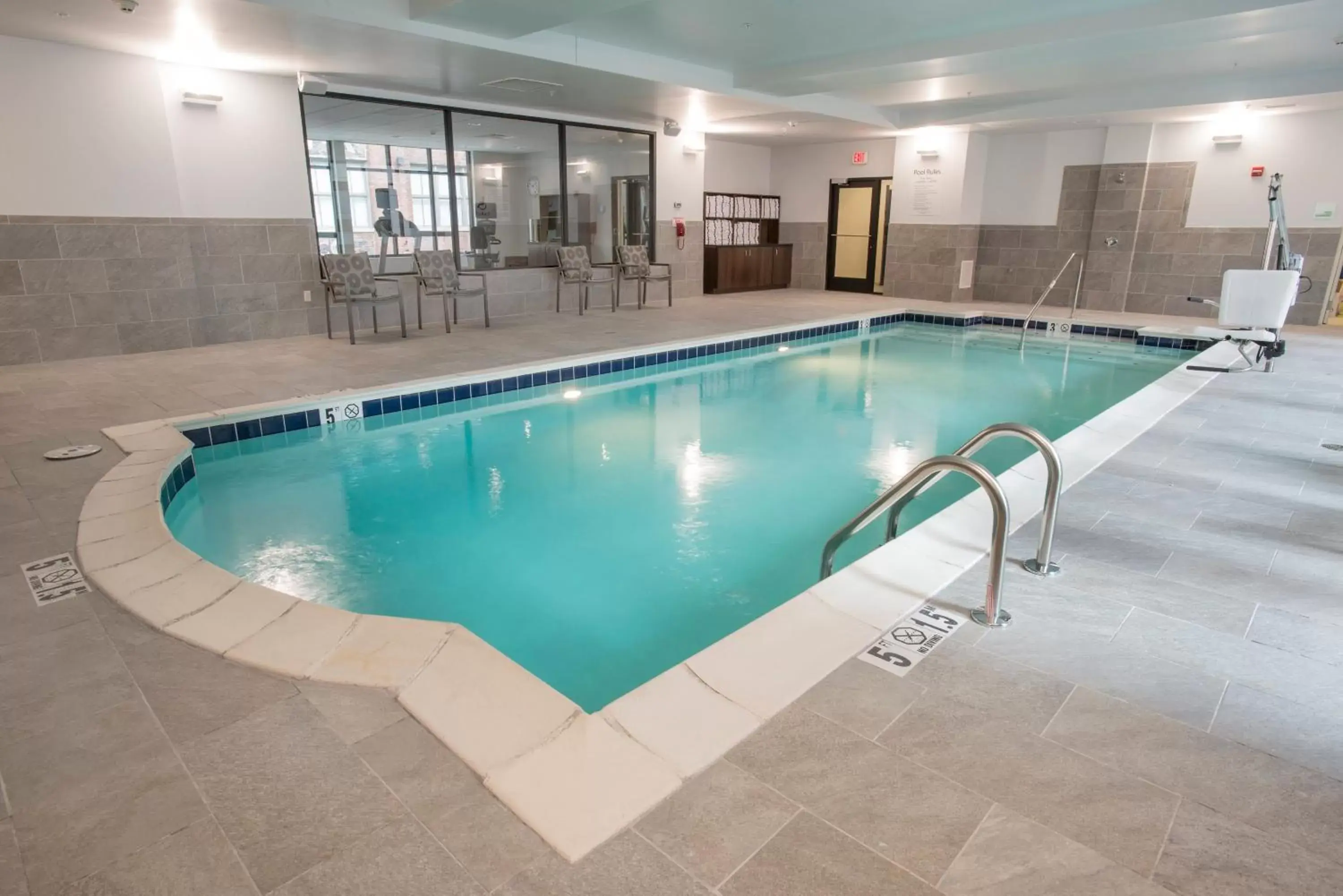 Swimming pool in Voco The Clair Cincinnati Downtown by IHG Swimming pool in Voco The Clair Cincinnati Downtown by IHG