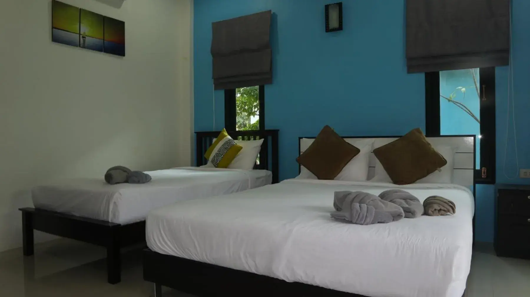 Bed in Lanta Memory Resort - SHA Plus