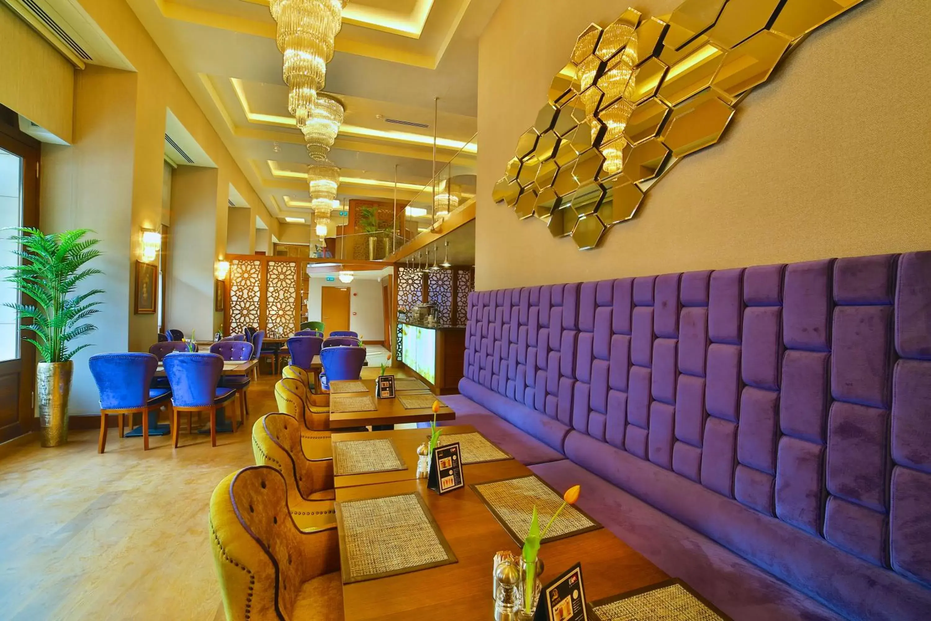 Restaurant/places to eat, Lobby/Reception in Hotel Momento Golden Horn