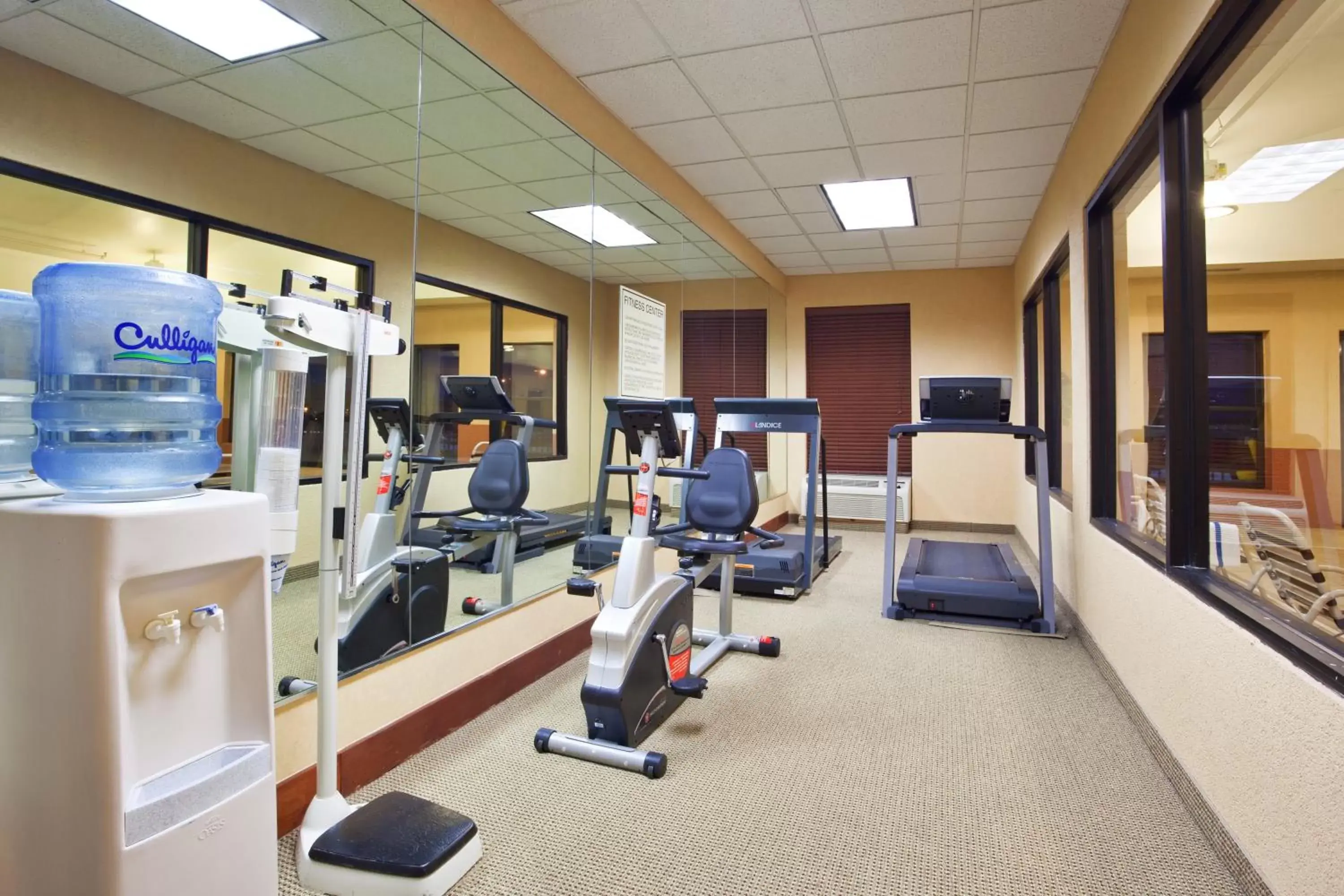 Fitness centre/facilities, Fitness Center/Facilities in Holiday Inn Express Hotel & Suites Cleveland-Streetsboro, an IHG Hotel