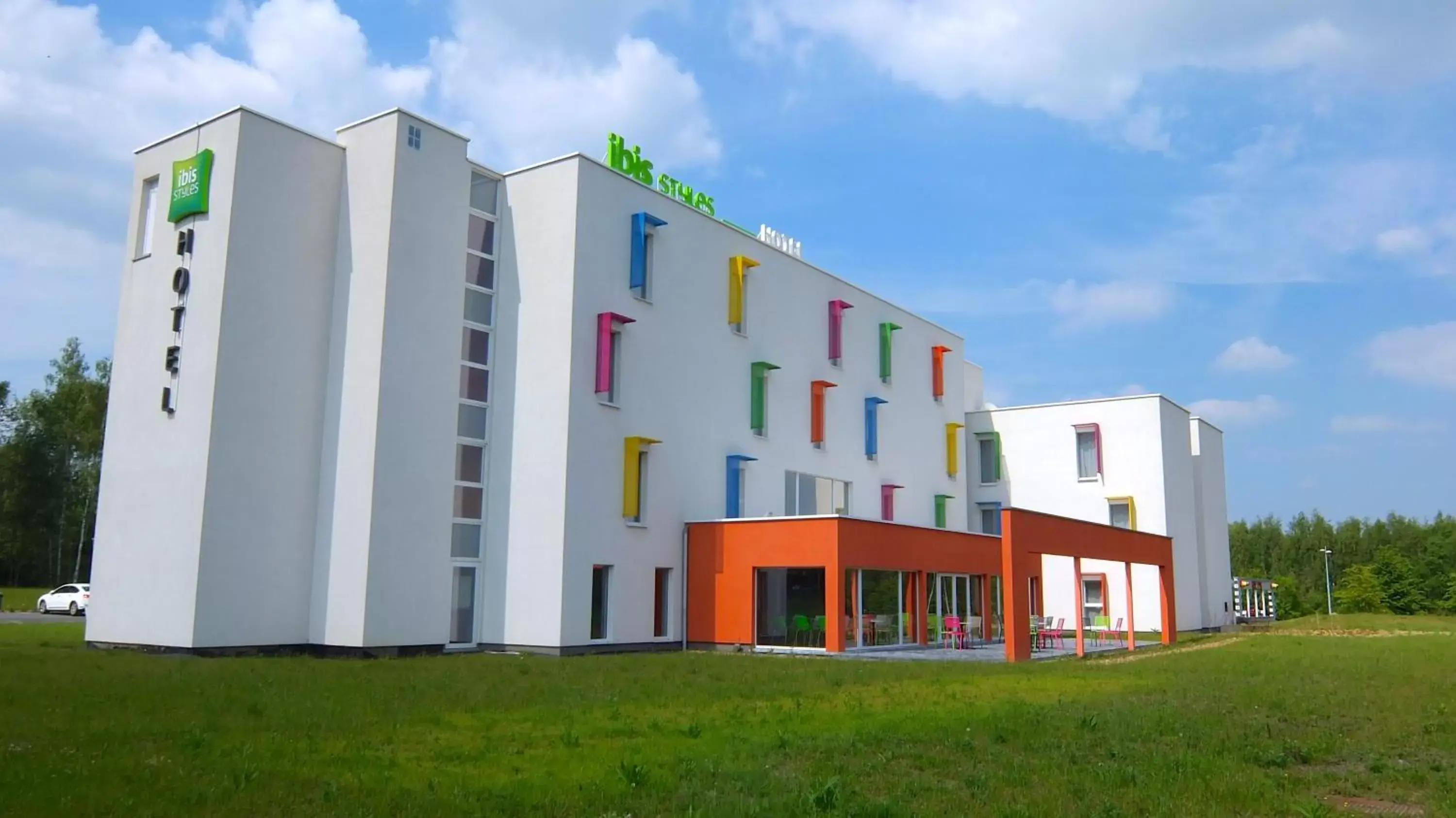 Facade/entrance, Property Building in ibis Styles Nivelles