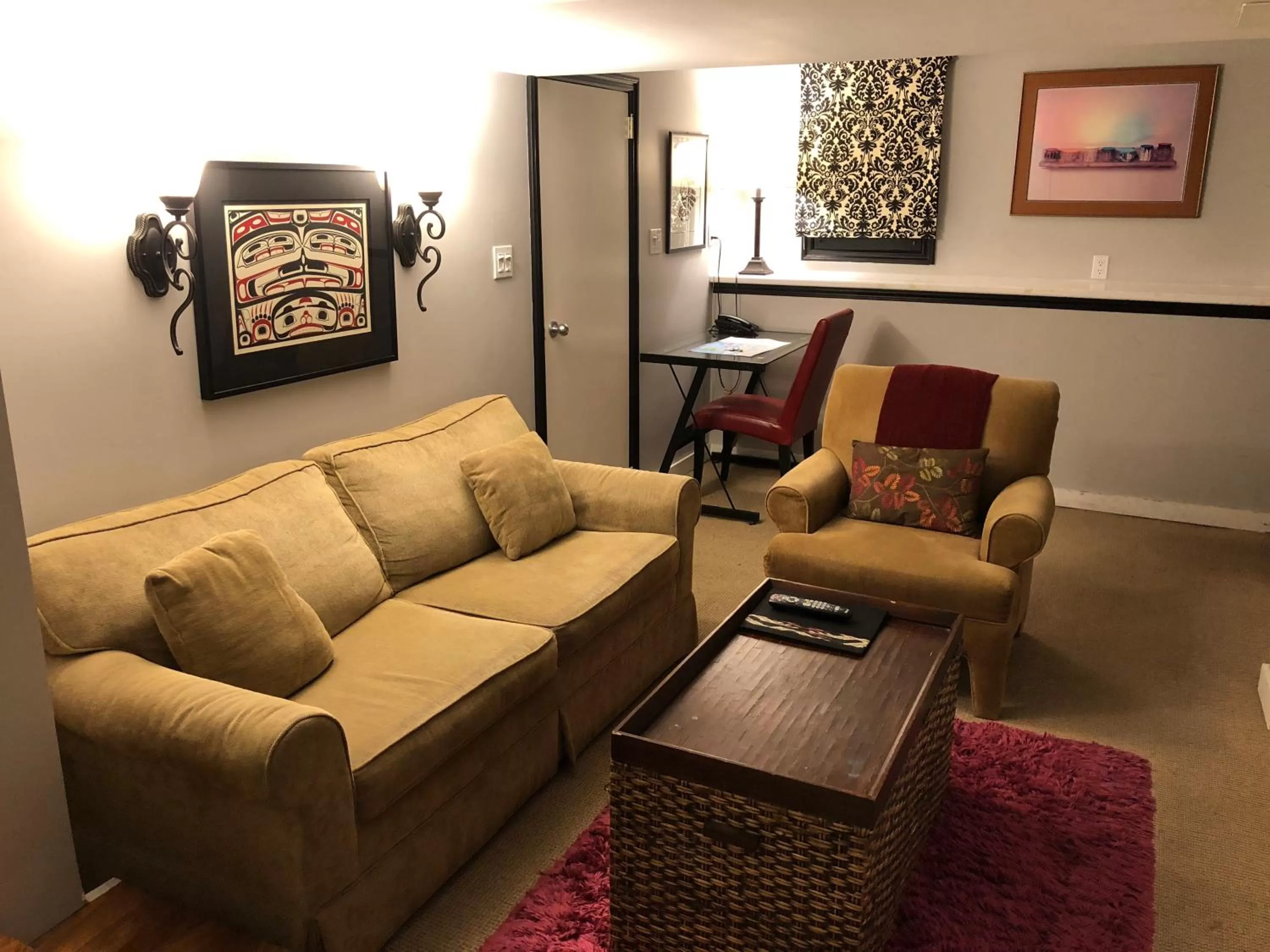 Seating Area in Barclay House Bed and Breakfast