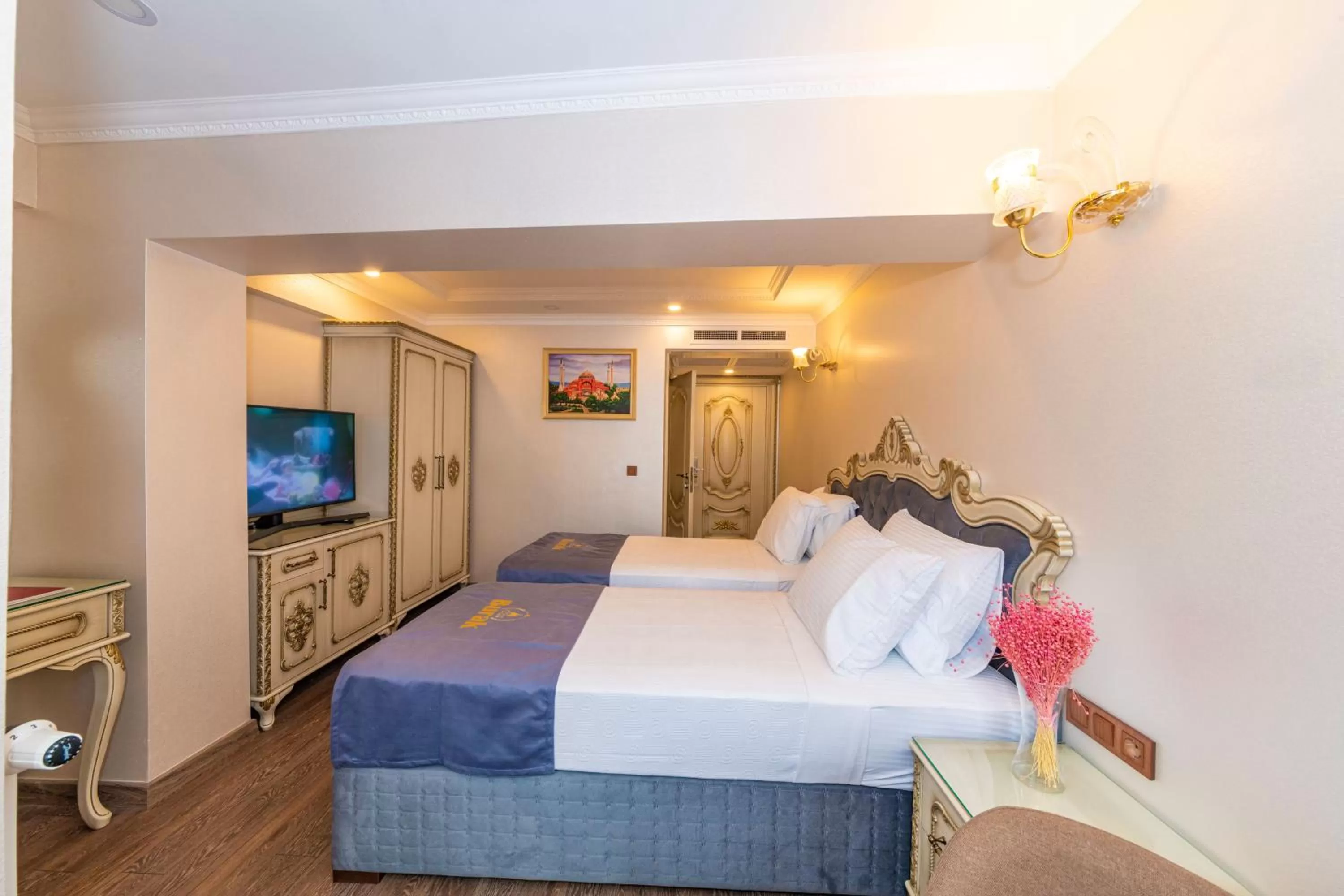 Bed in Almadina Hotel Istanbul