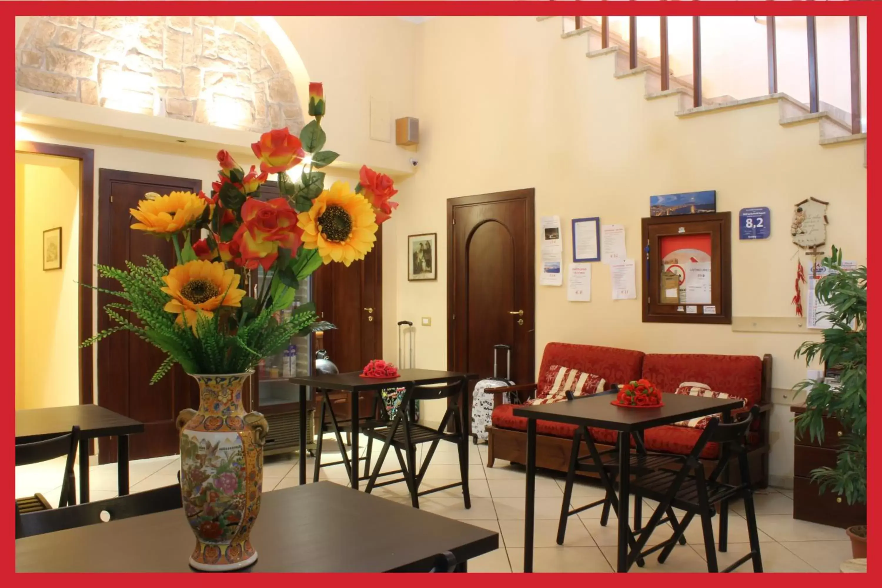 Lobby or reception, Restaurant/Places to Eat in B&B La Storia Di Napoli