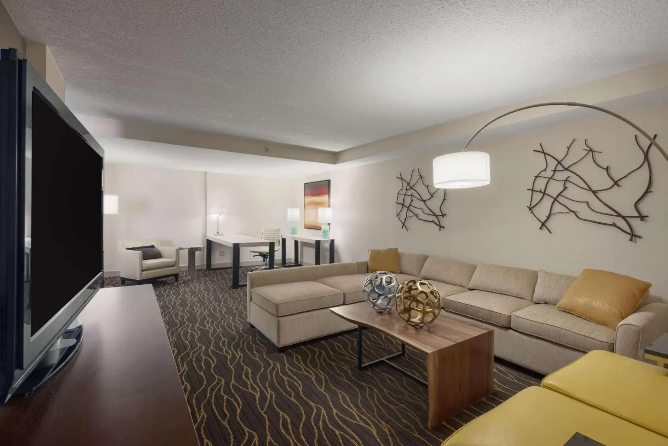 Bedroom, Seating Area in Hilton Salt Lake City Center