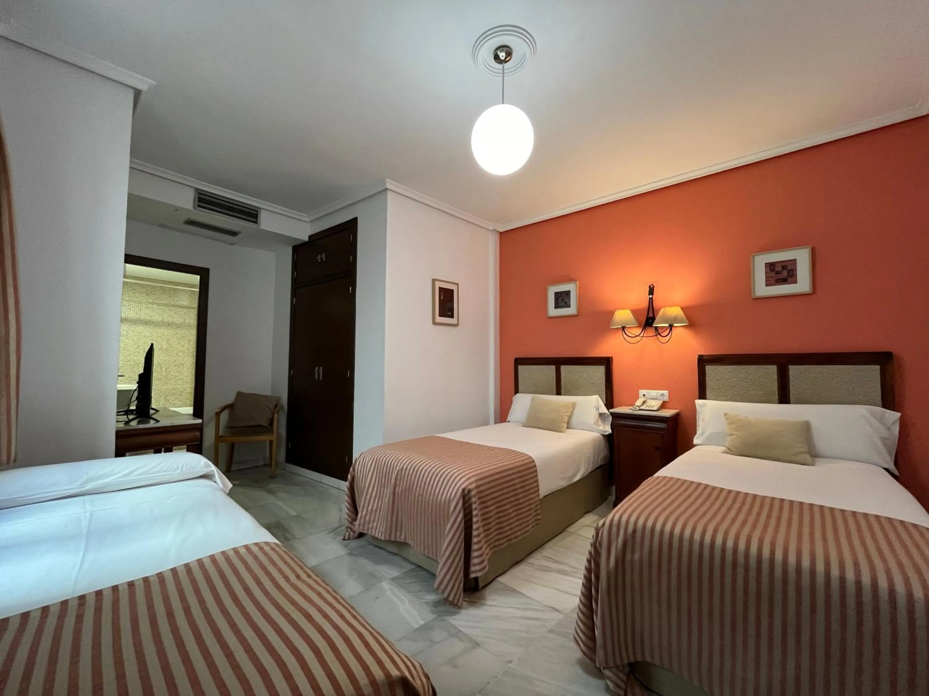 Bed in Hotel Maestre