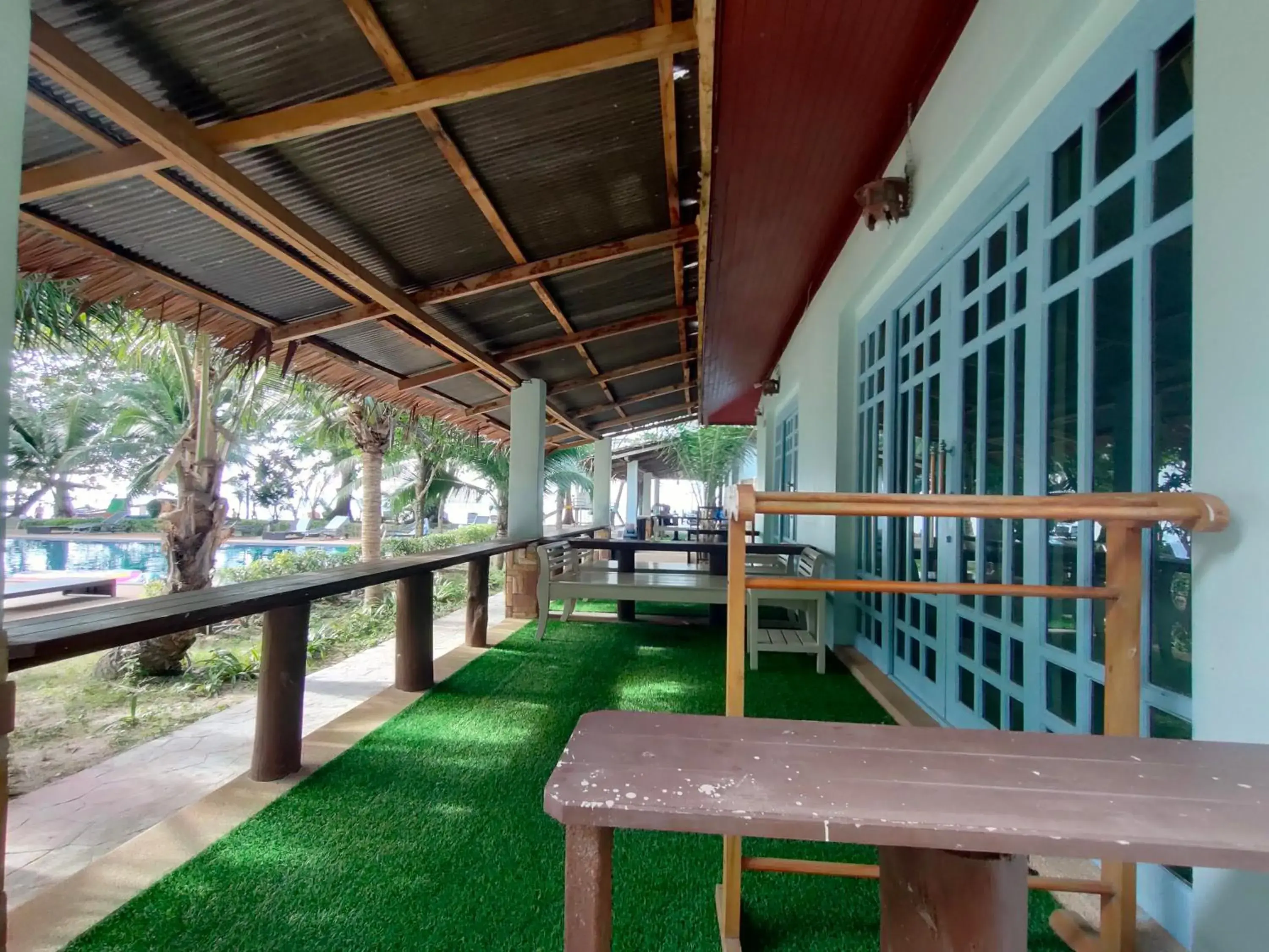 Balcony/Terrace in Banana Beach Resort