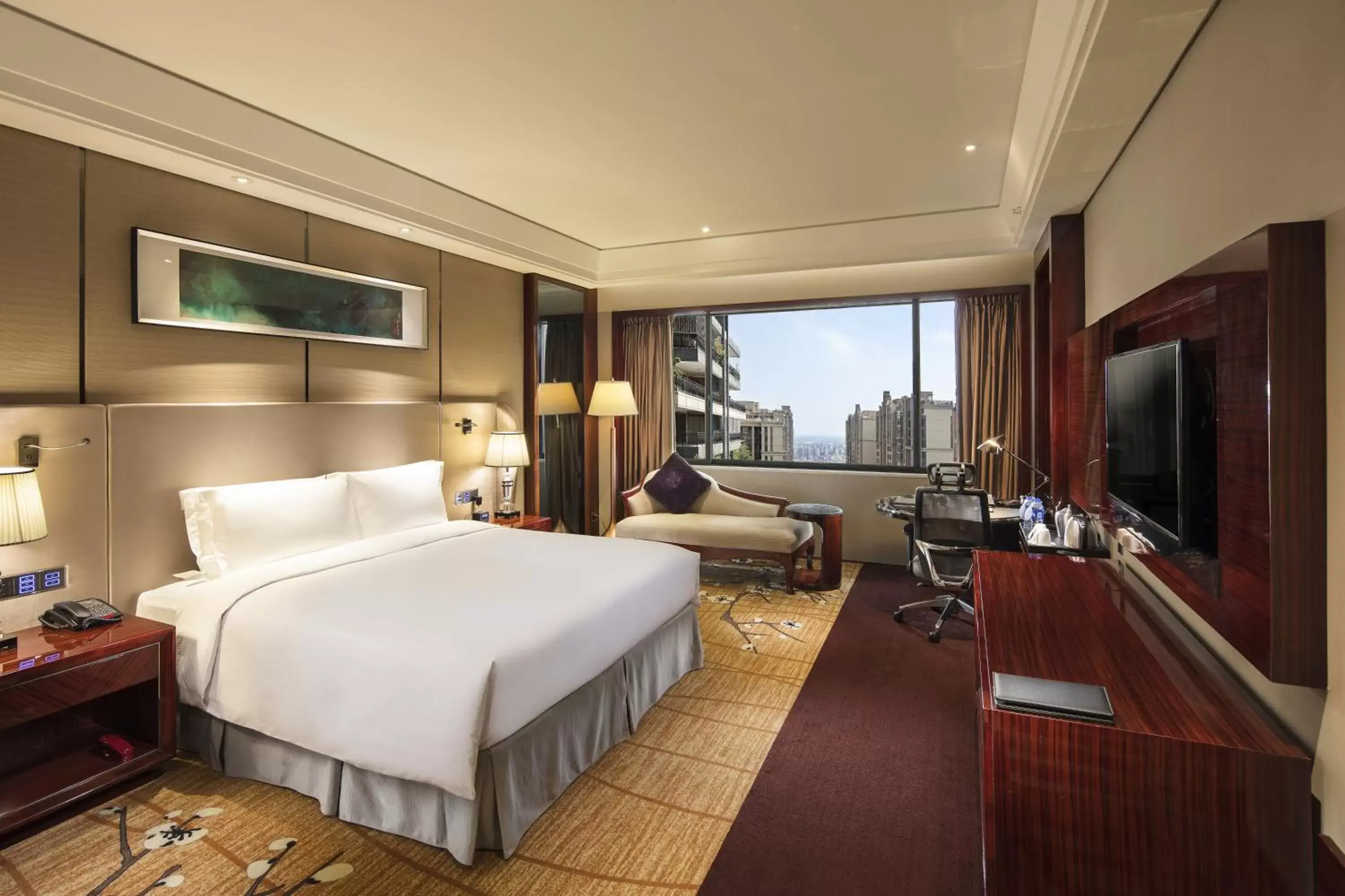 Photo of the whole room, Bed in Hilton Foshan - Free Shuttle Bus to Canton Fair Photo of the whole room, Bed in Hilton Foshan - Free Shuttle Bus to Canton Fair