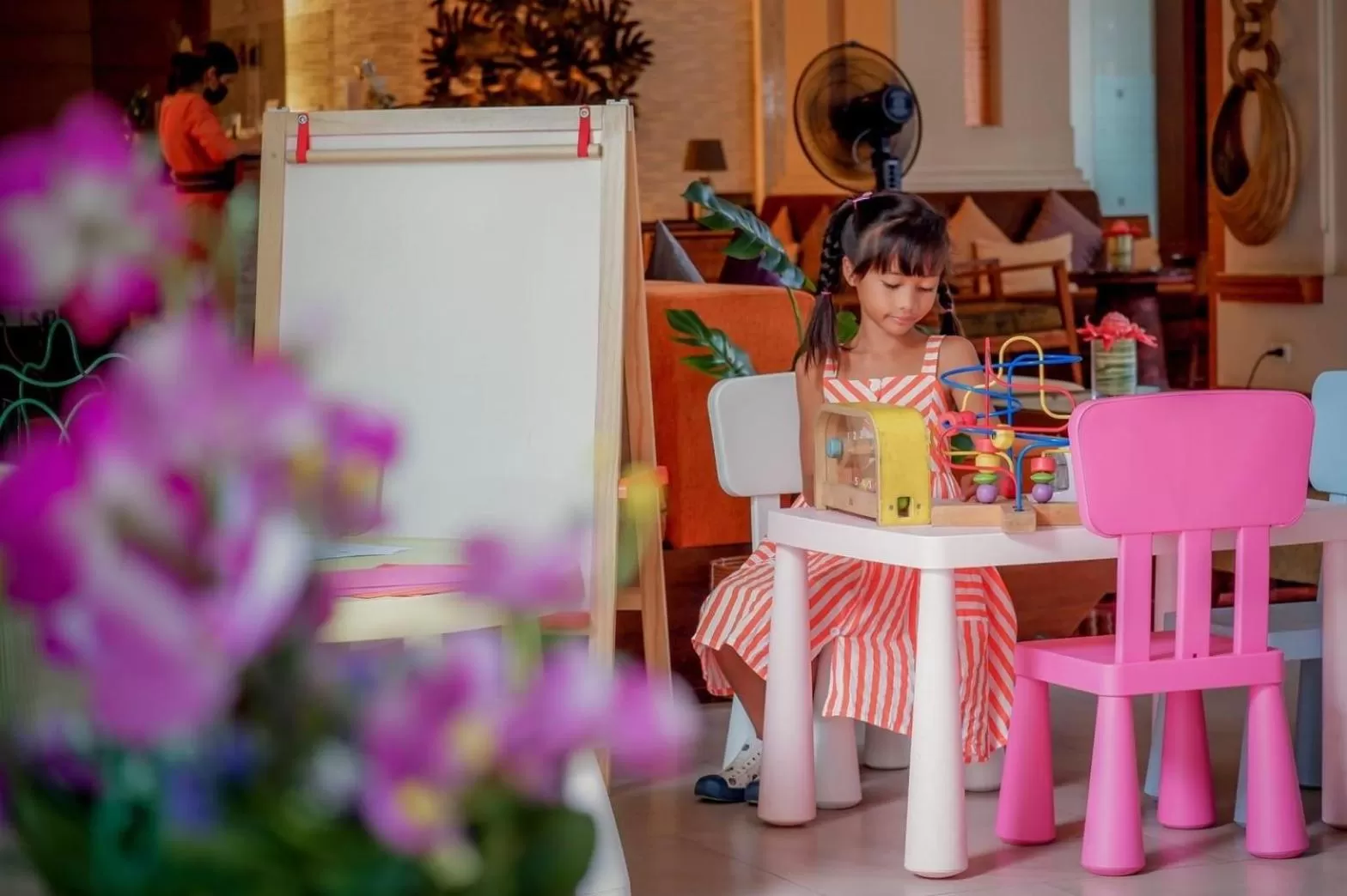 People in Cosy Beach Hotel - SHA Extra Plus