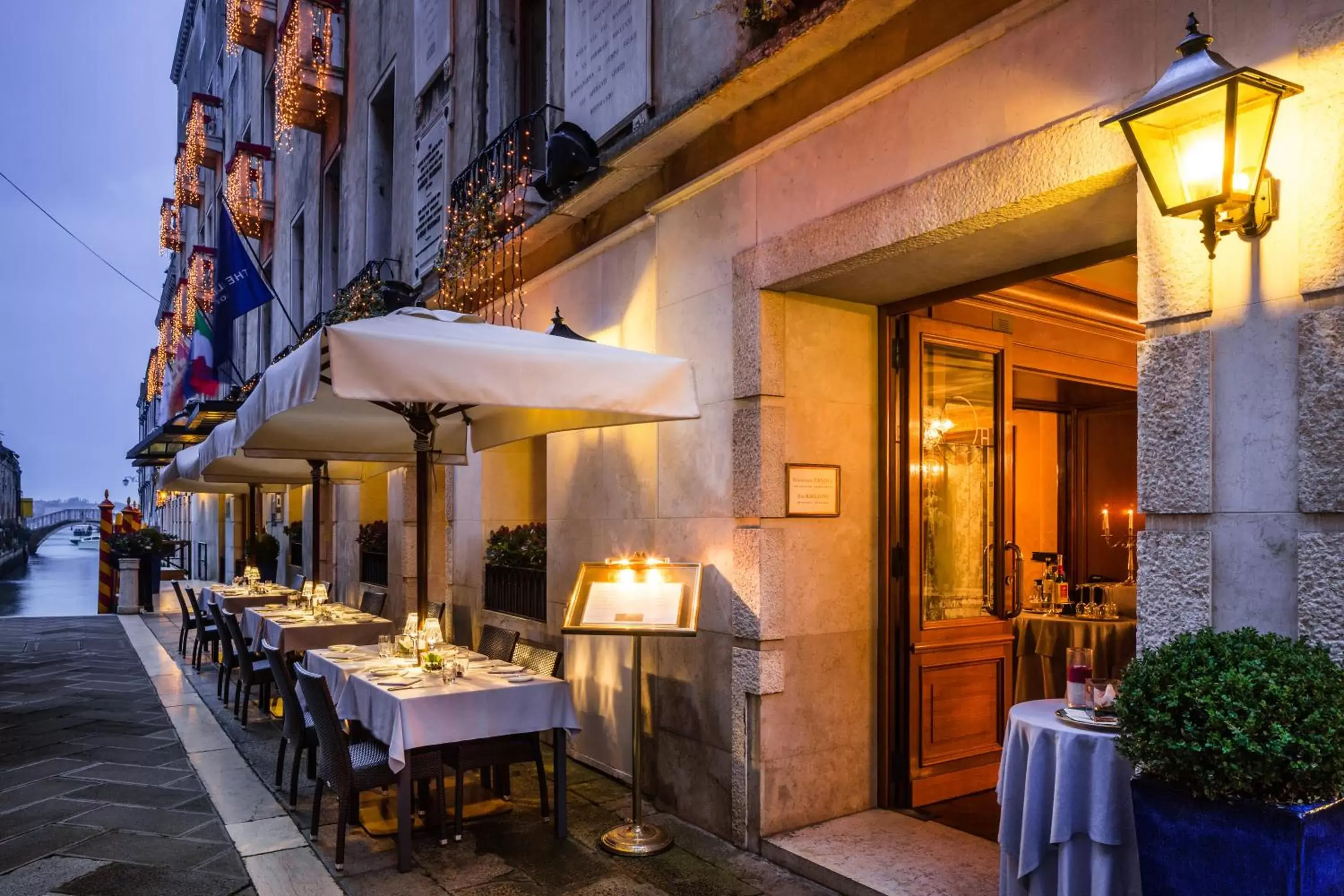 Patio, Restaurant/Places to Eat in Baglioni Hotel Luna - The Leading Hotels of the World