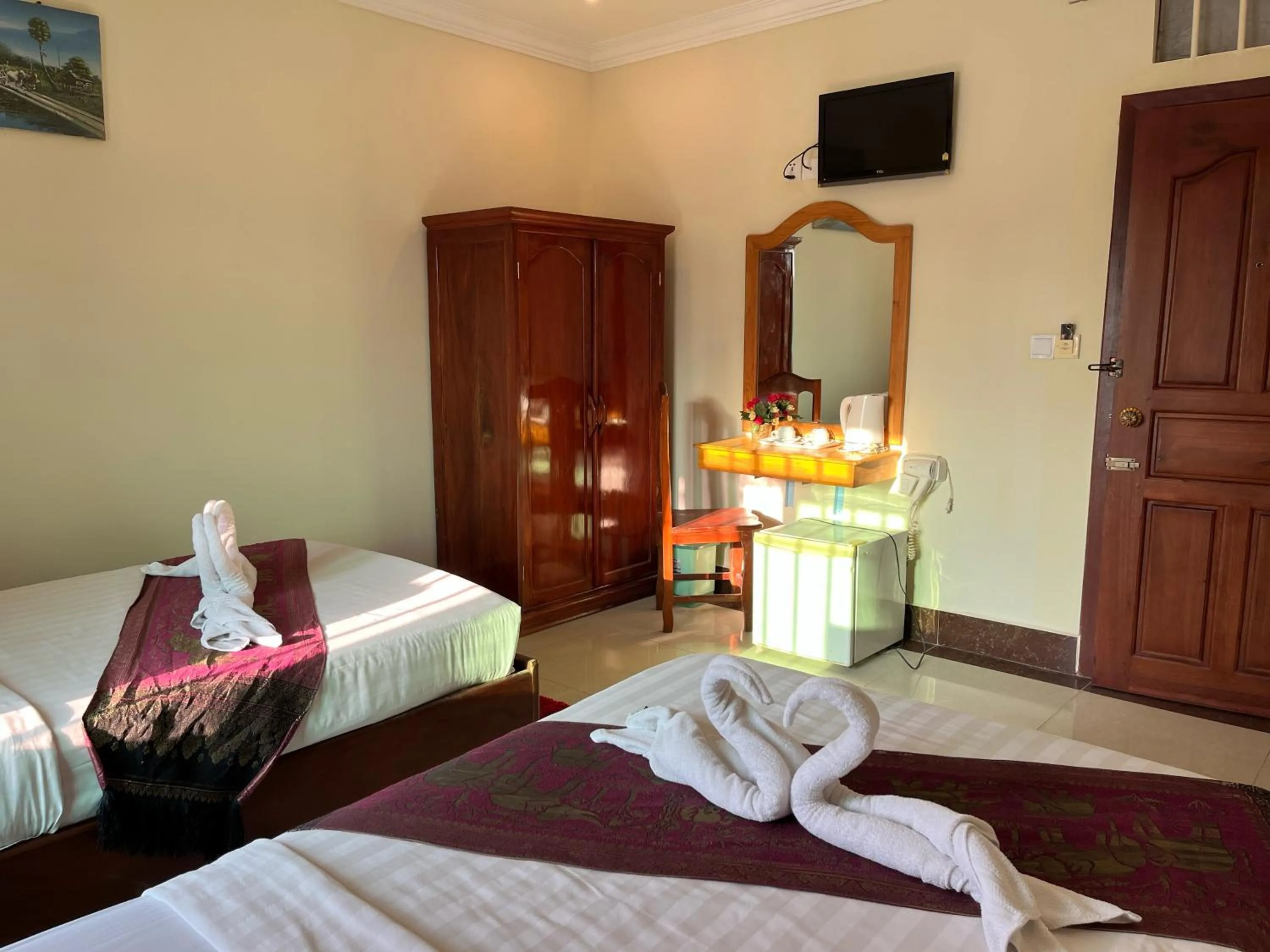 Bed in Queenwood Hotel