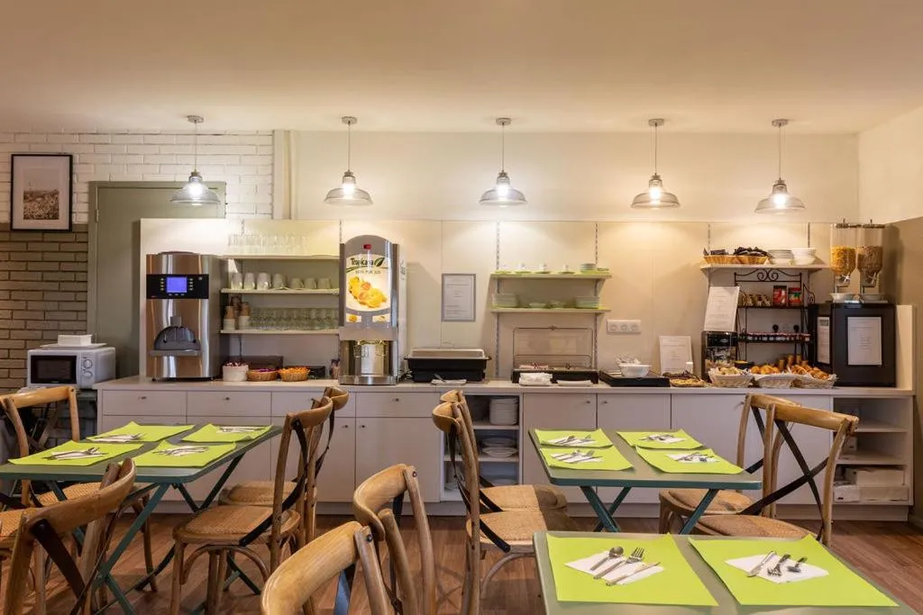 Breakfast in Sure Hotel by Best Western Plaisir