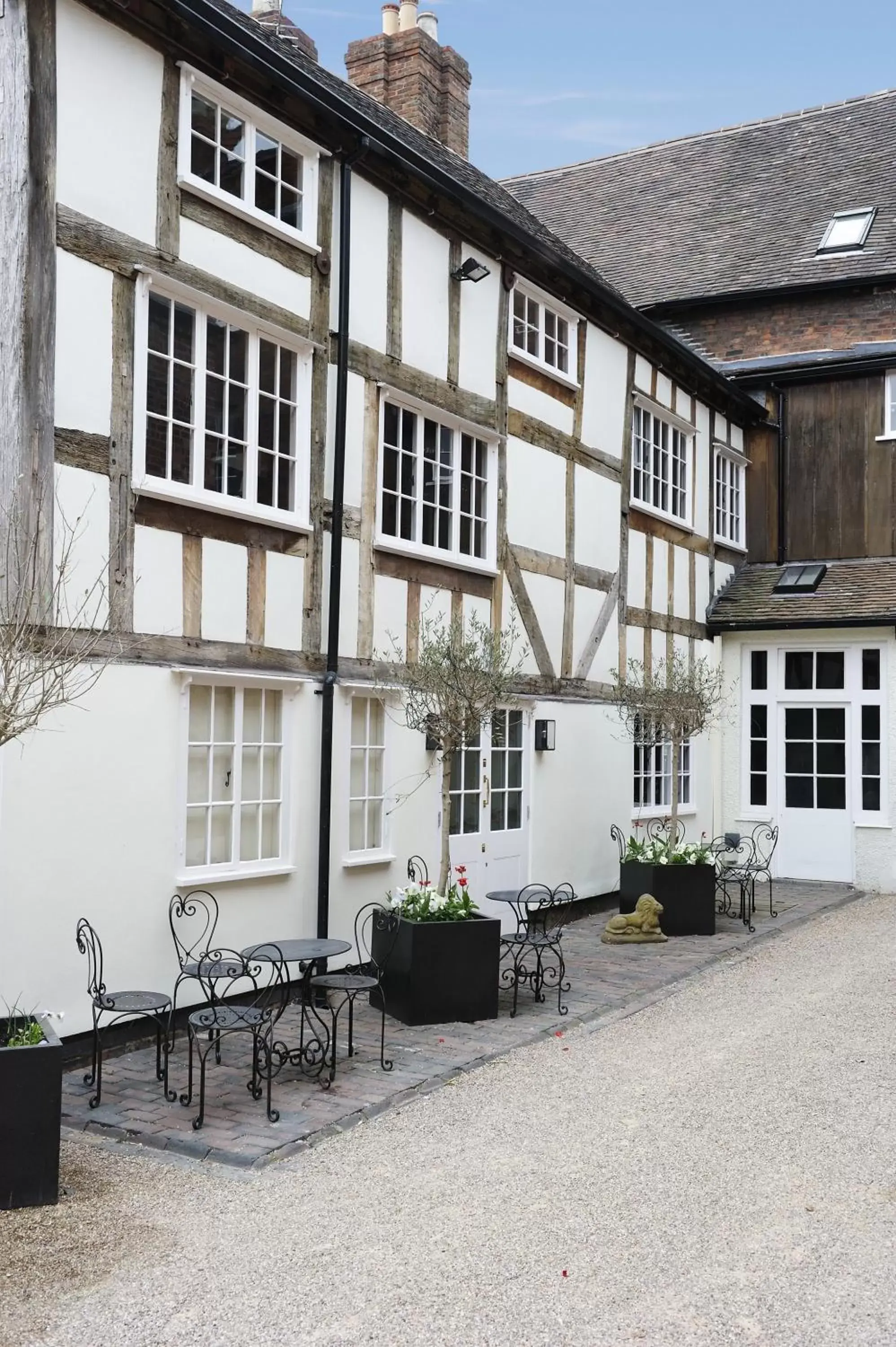 Facade/entrance, Property Building in Lion & Pheasant Hotel