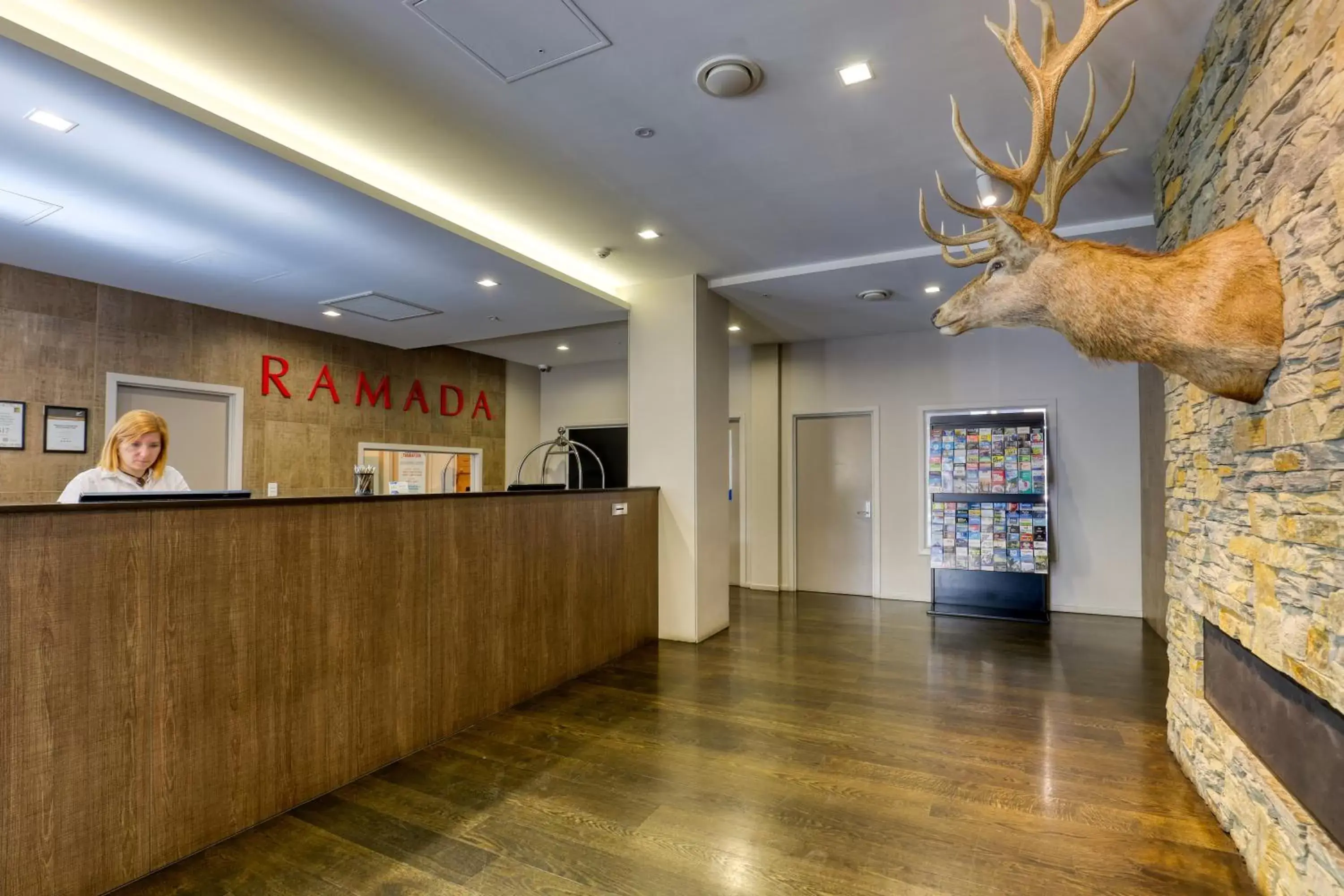 Property building, Lobby/Reception in Ramada Suites by Wyndham Queenstown Remarkables Park