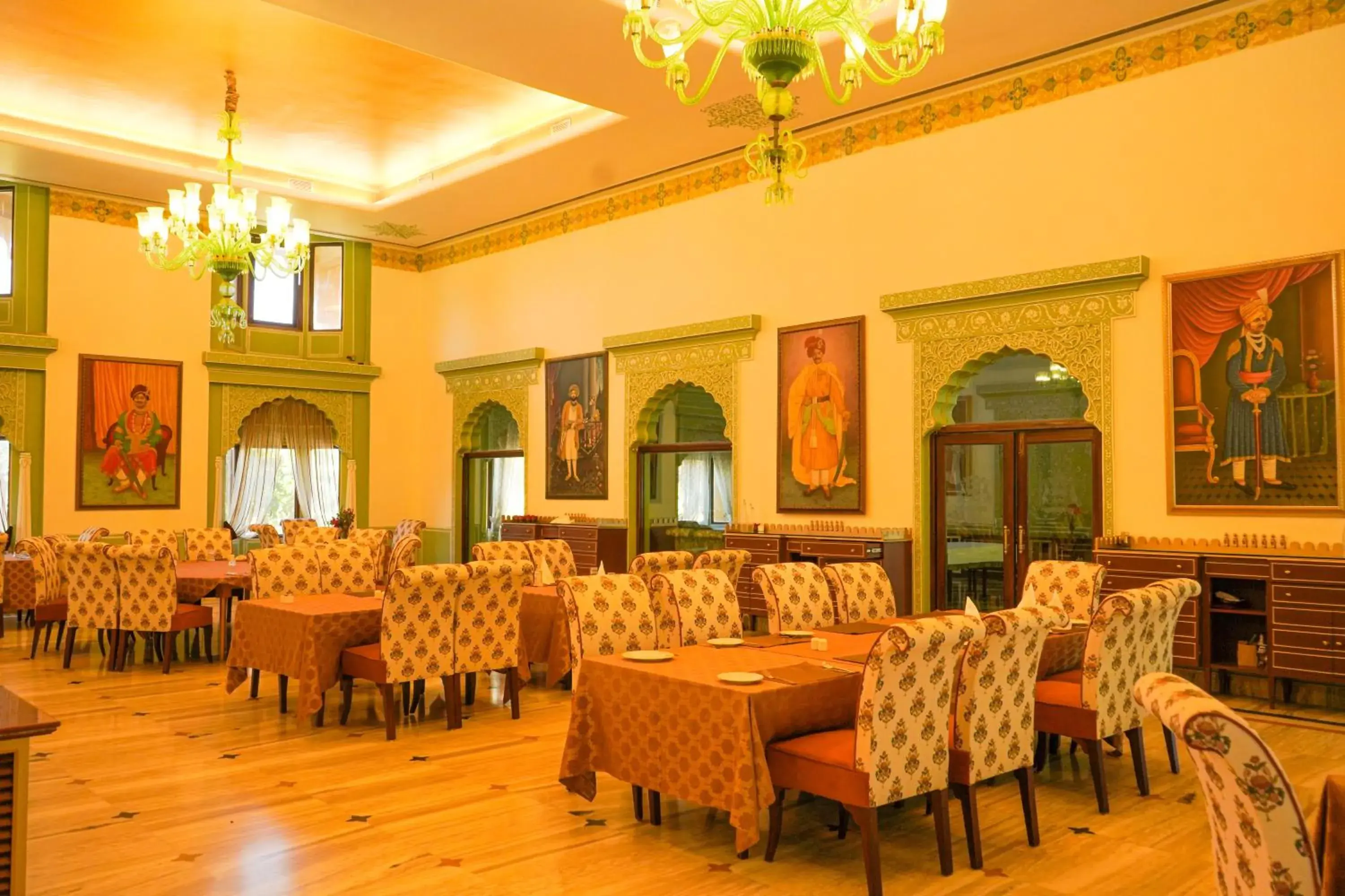 Restaurant/Places to Eat in Fort Rajwada