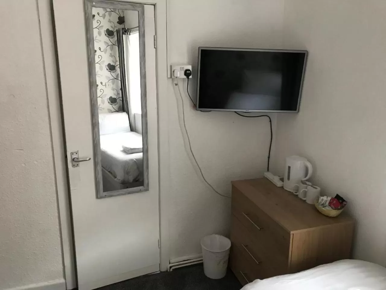 TV and multimedia, Bed in The Orbiston