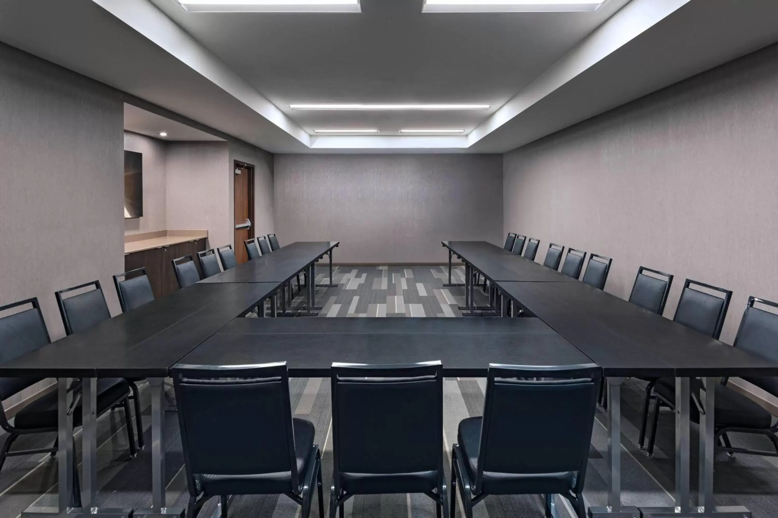 Meeting/conference room in AC Hotel by Marriott San Jose Escazu