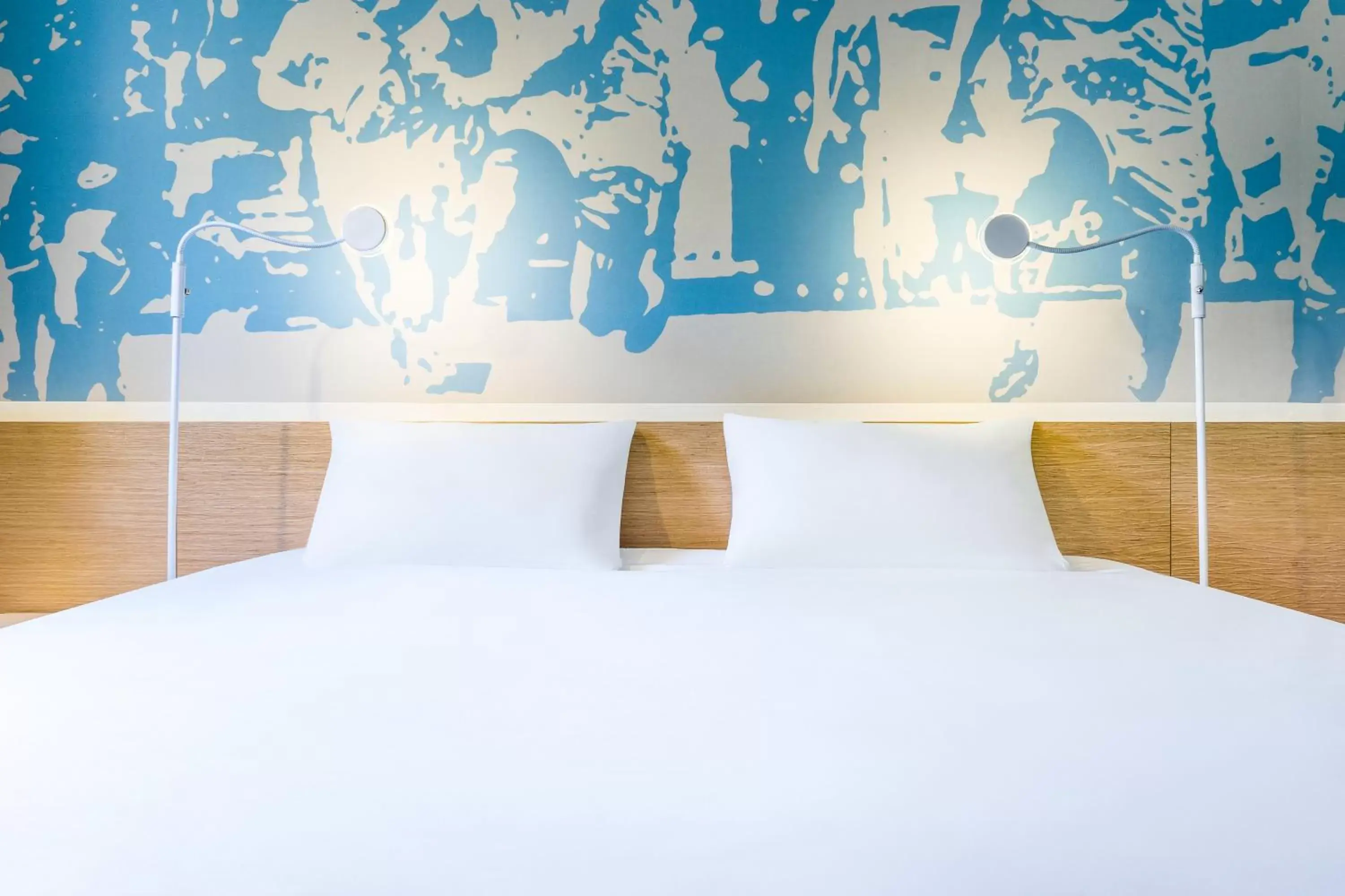 Bedroom, Bed in ibis Styles Toulouse Nord Sesquieres