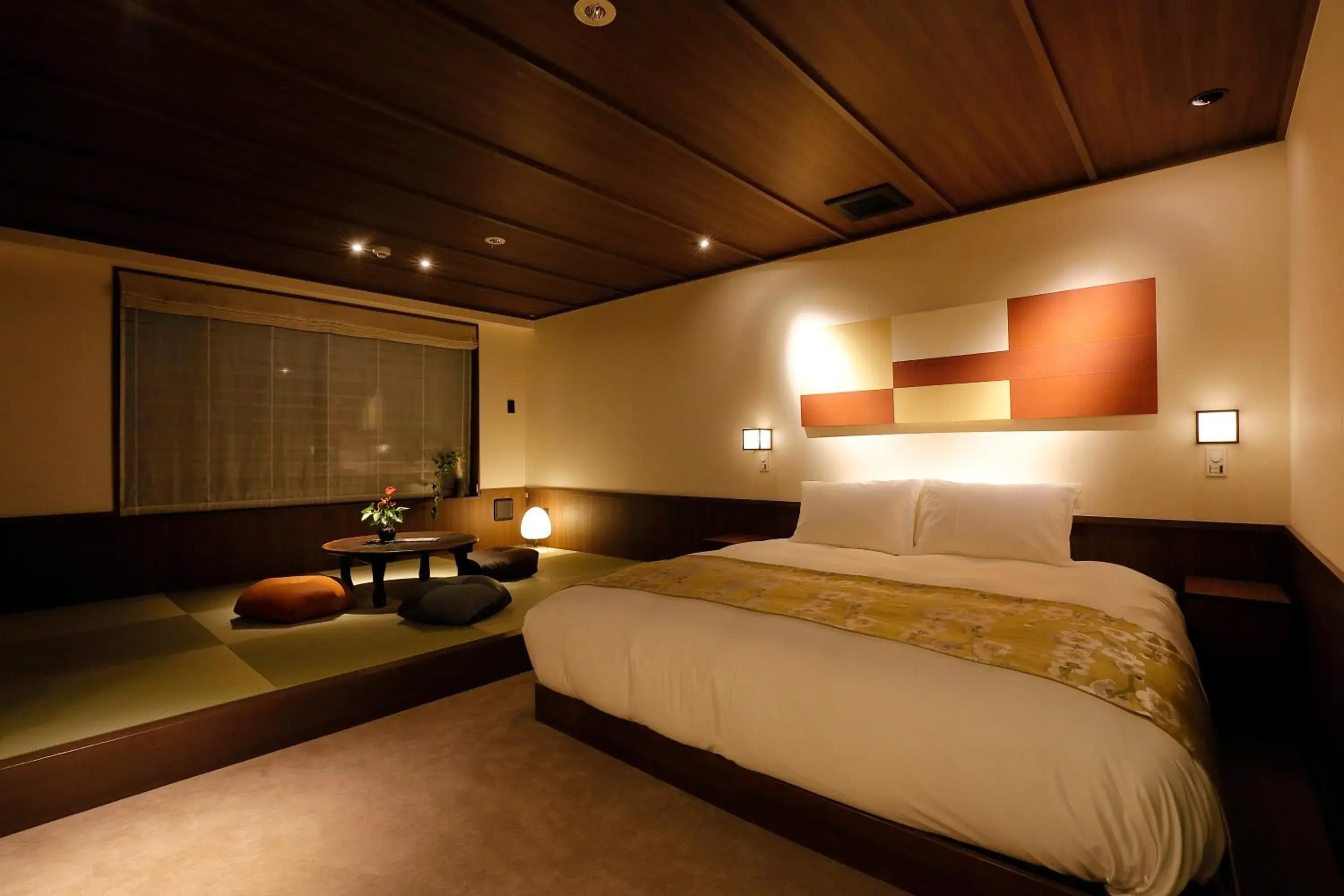 Bed in THE JUNEI HOTEL Kyoto Imperial Palace West