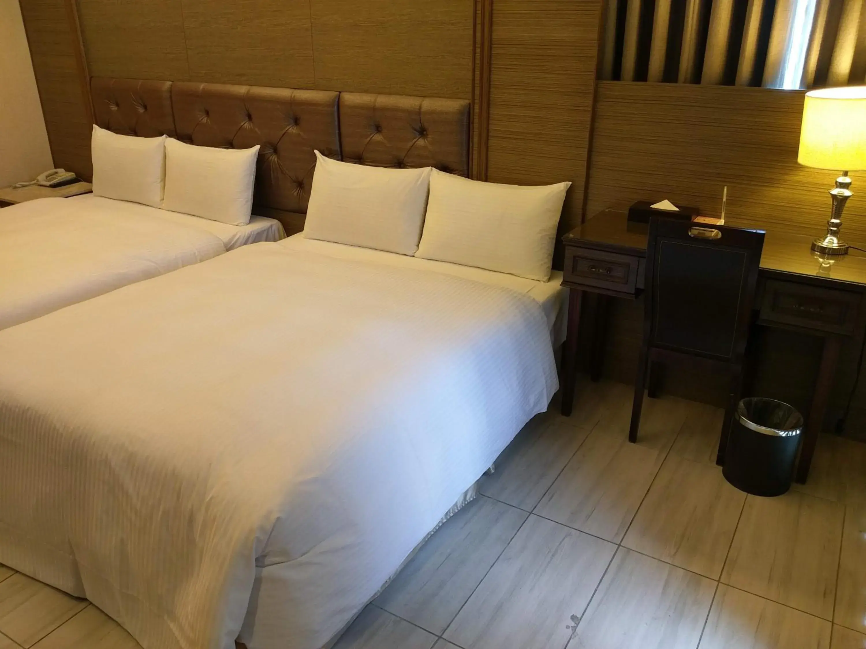 Bed in Maple Hotel