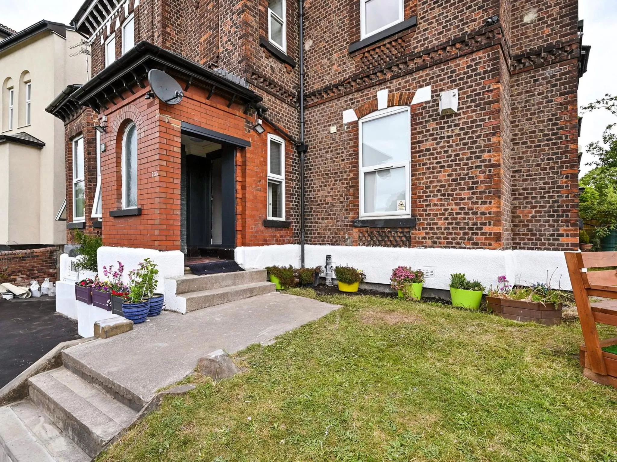 Property building in Albert View Rooms