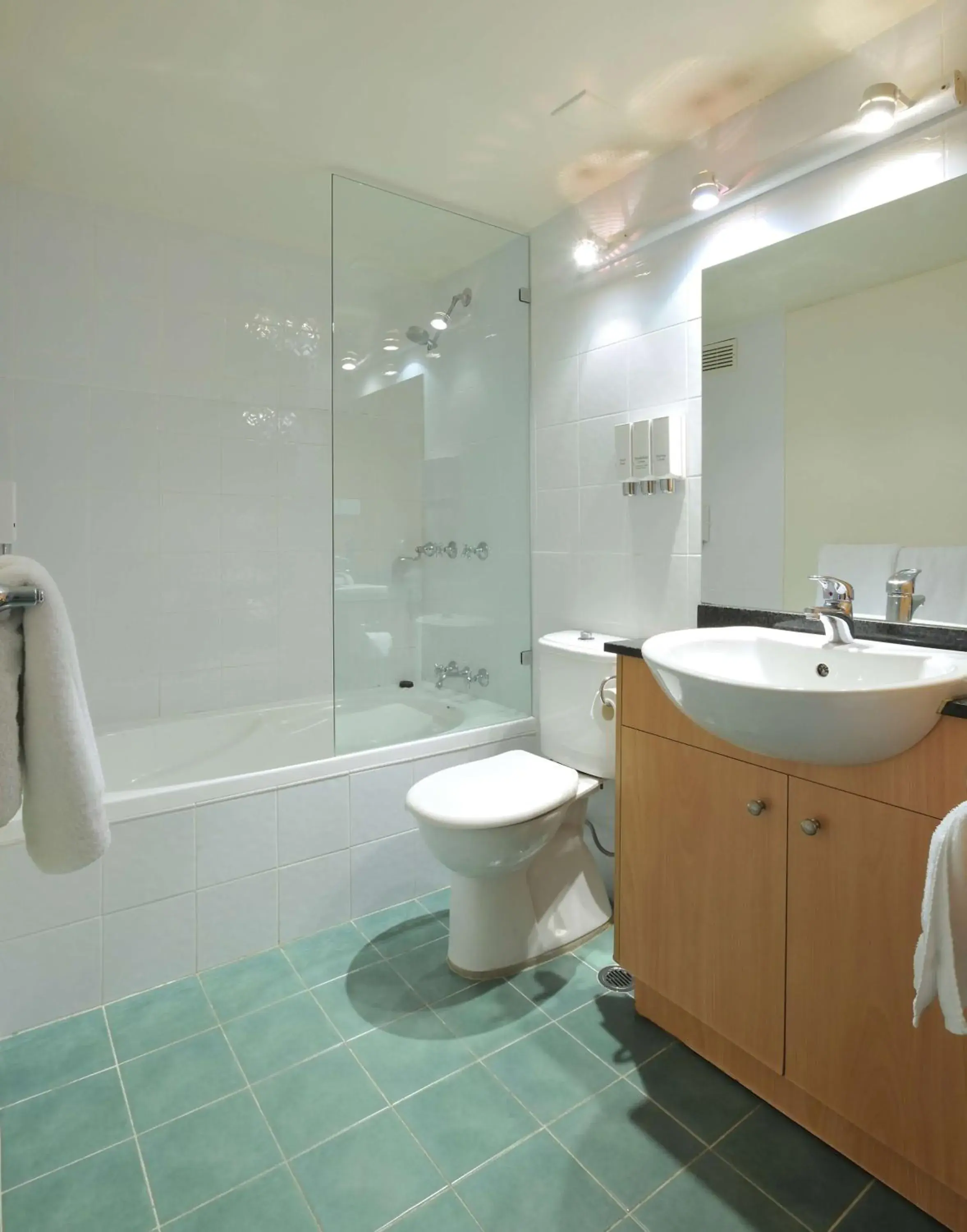 Bathroom in Metro Apartments On Darling Harbour