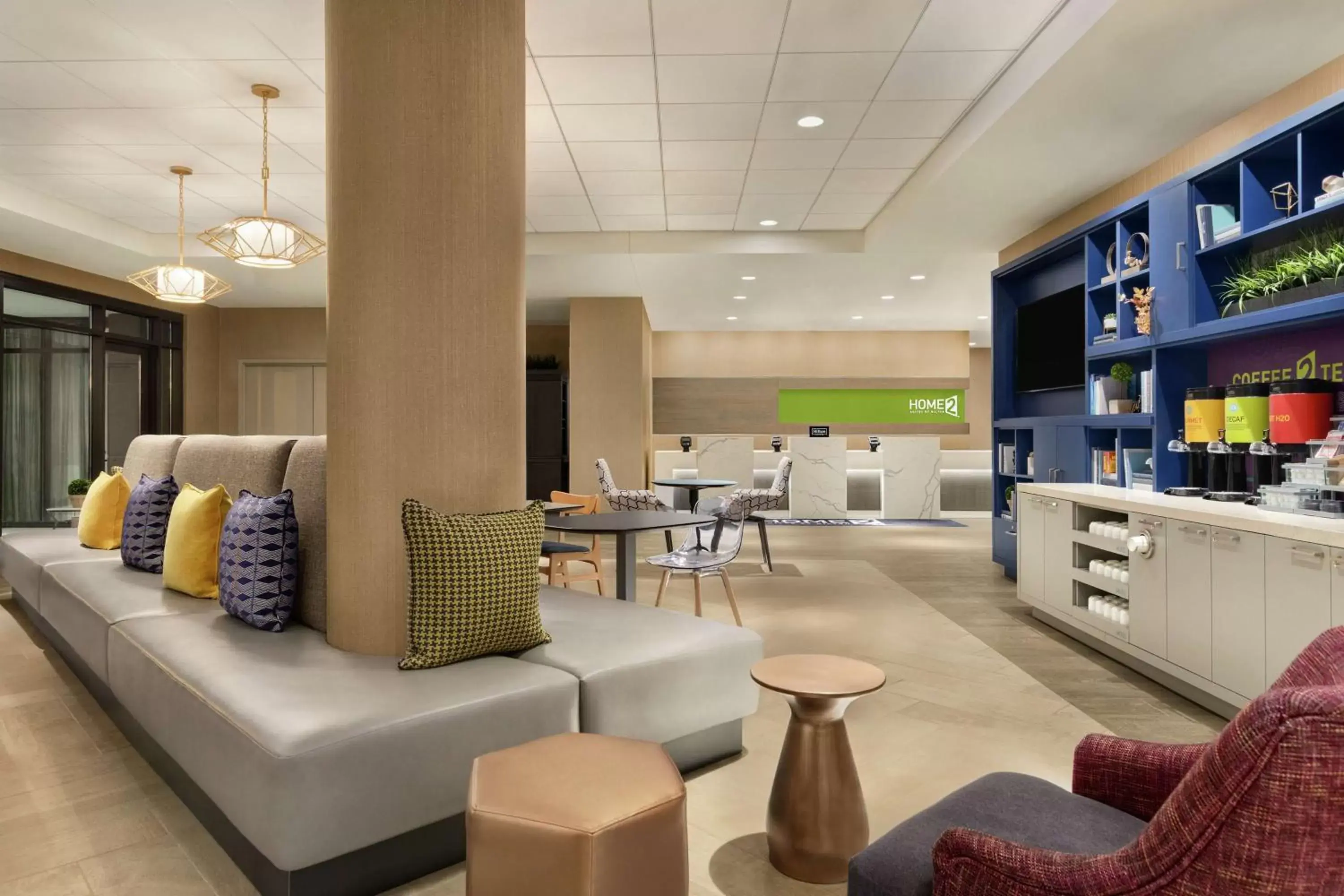 Lobby or reception, Lounge/Bar in Home2 Suites By Hilton Chicago River North
