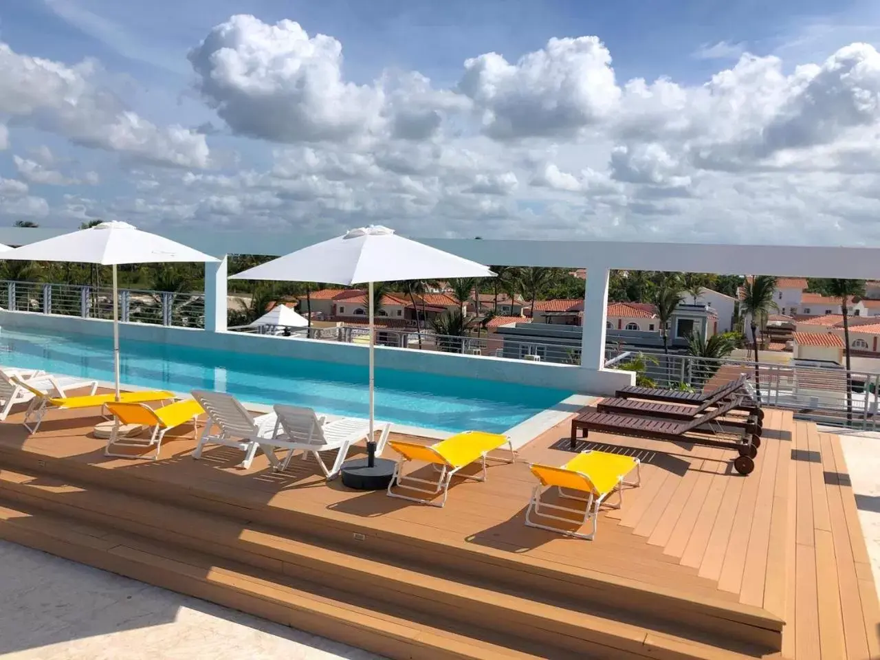 Swimming Pool in Caribbean Suites with Rooftop pool