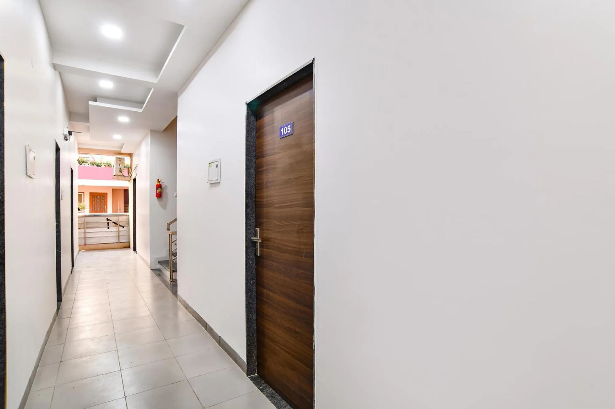 Lobby or reception in FabExpress Golden Epoch