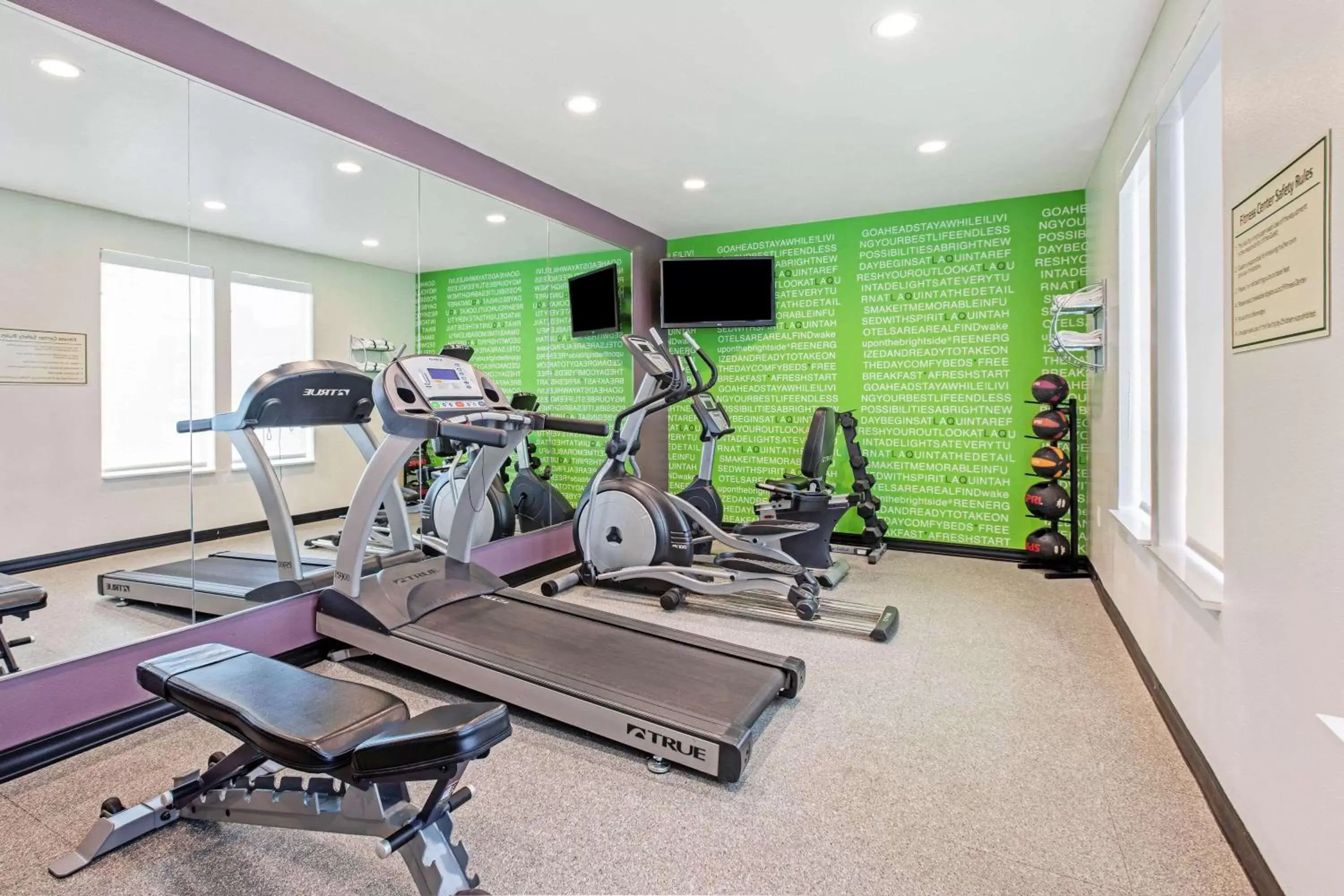 Fitness centre/facilities, Fitness Center/Facilities in La Quinta by Wyndham Corpus Christi - Portland