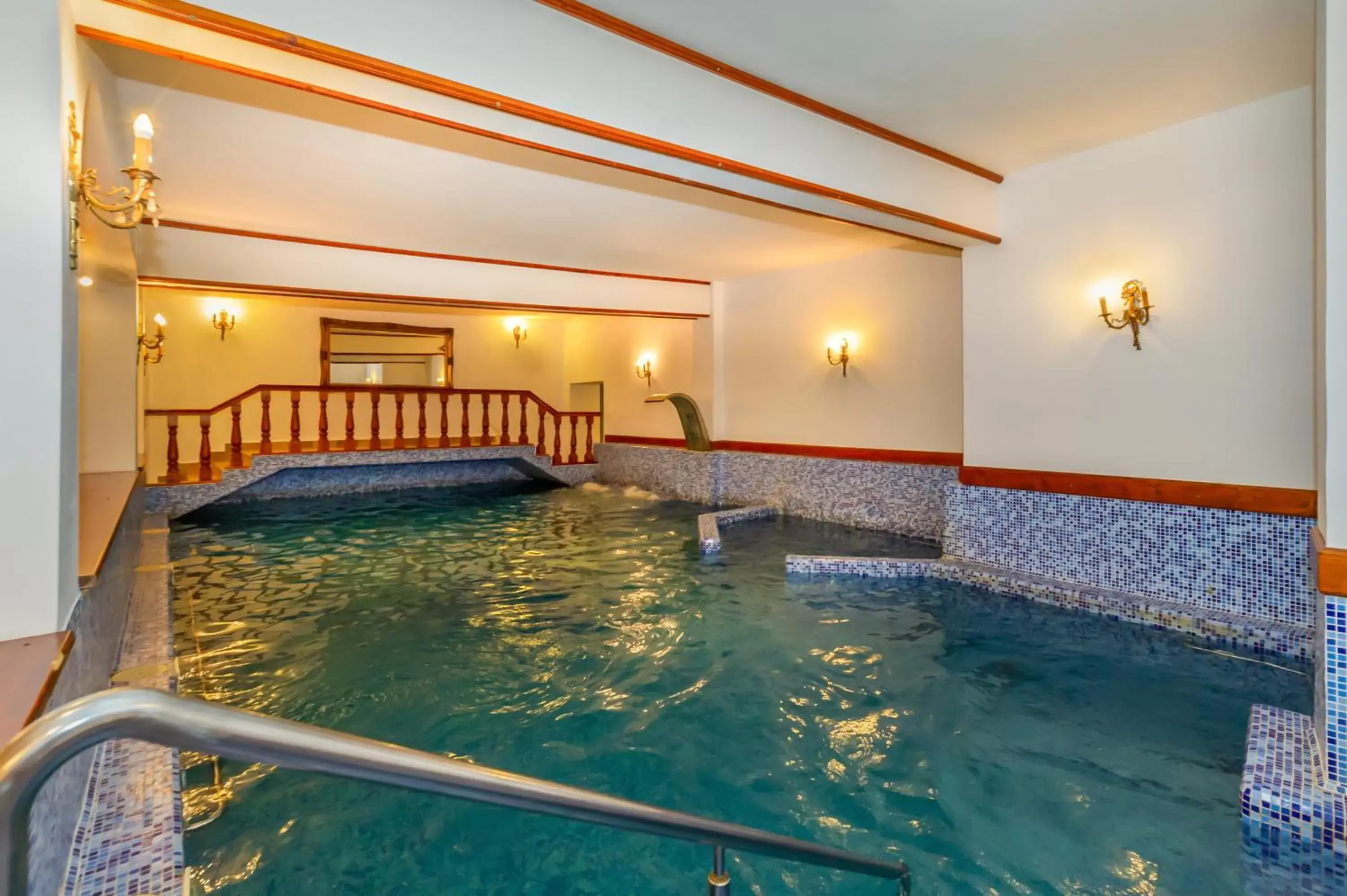 Spa and wellness centre/facilities, Swimming Pool in Hotel Imparatul Romanilor