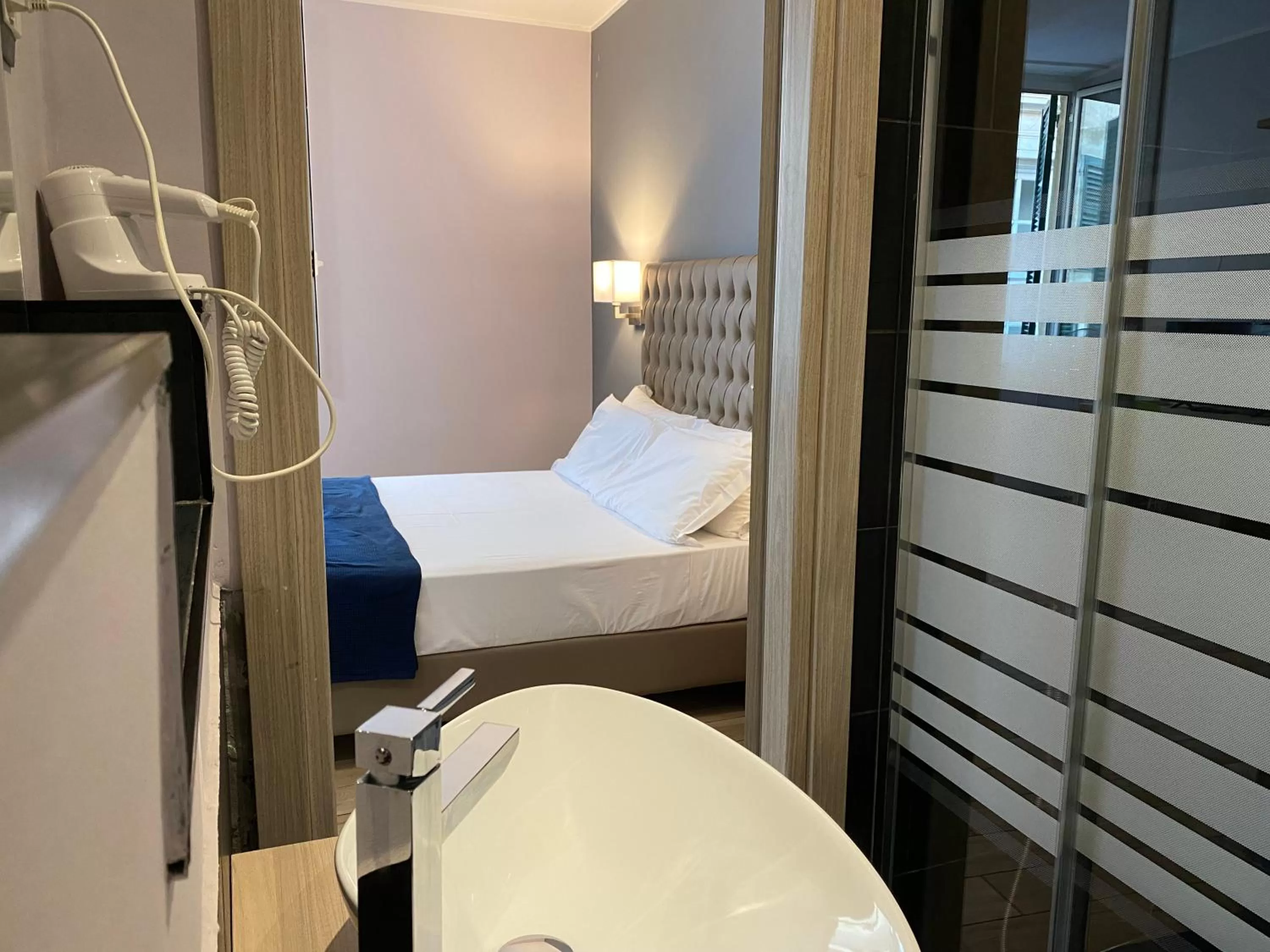 Bed in Hotel Genziana