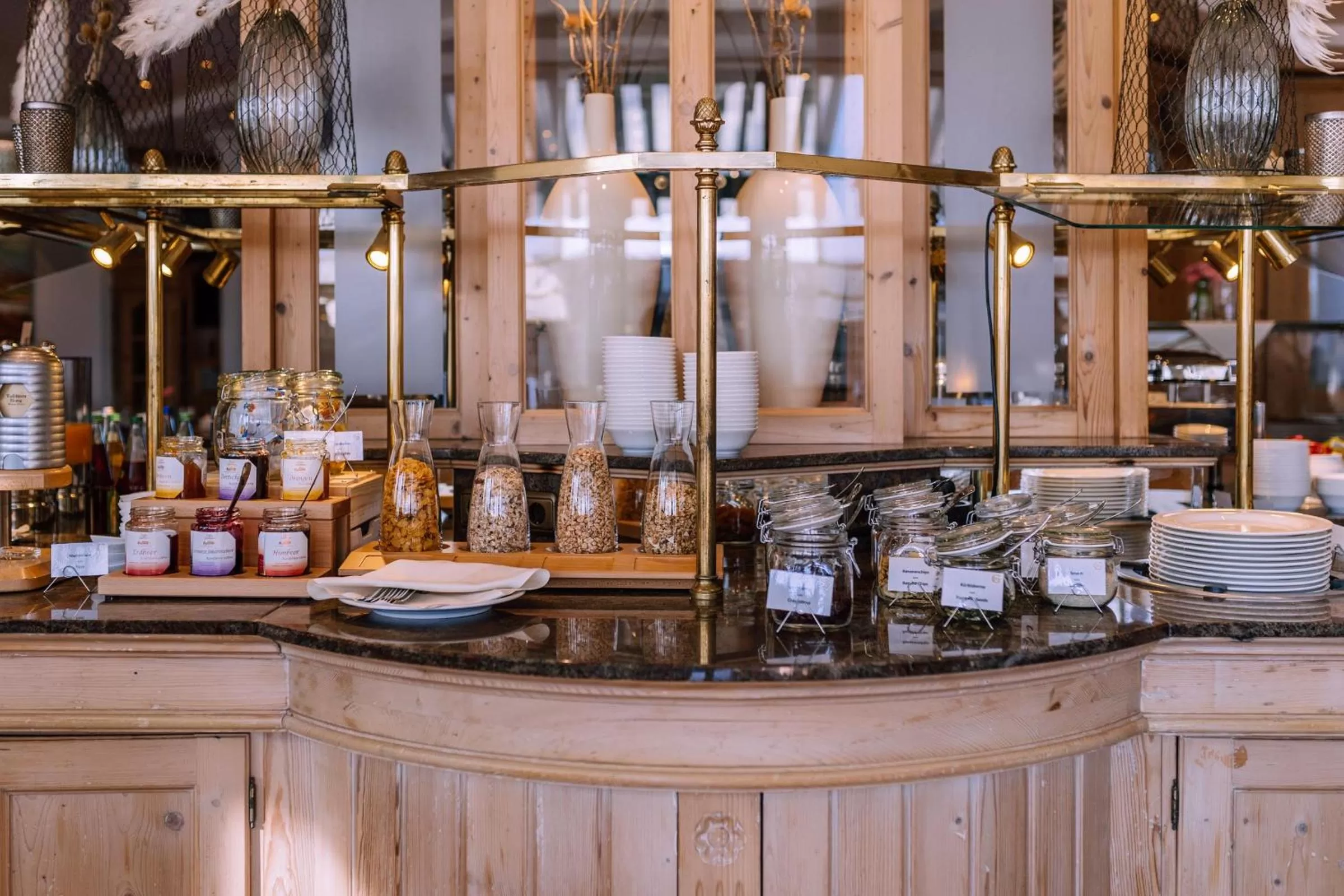 Breakfast in Atomis Hotel Munich Airport by Mercure