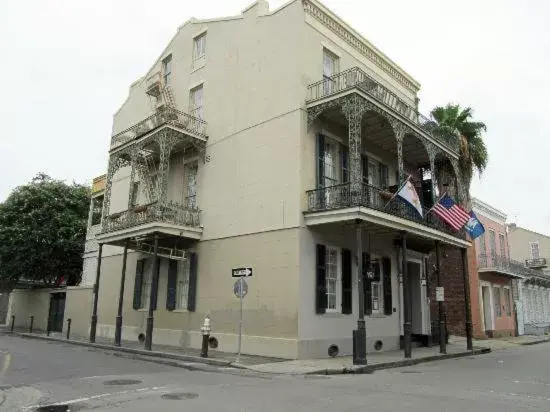 Property Building in Lafitte Hotel & Bar