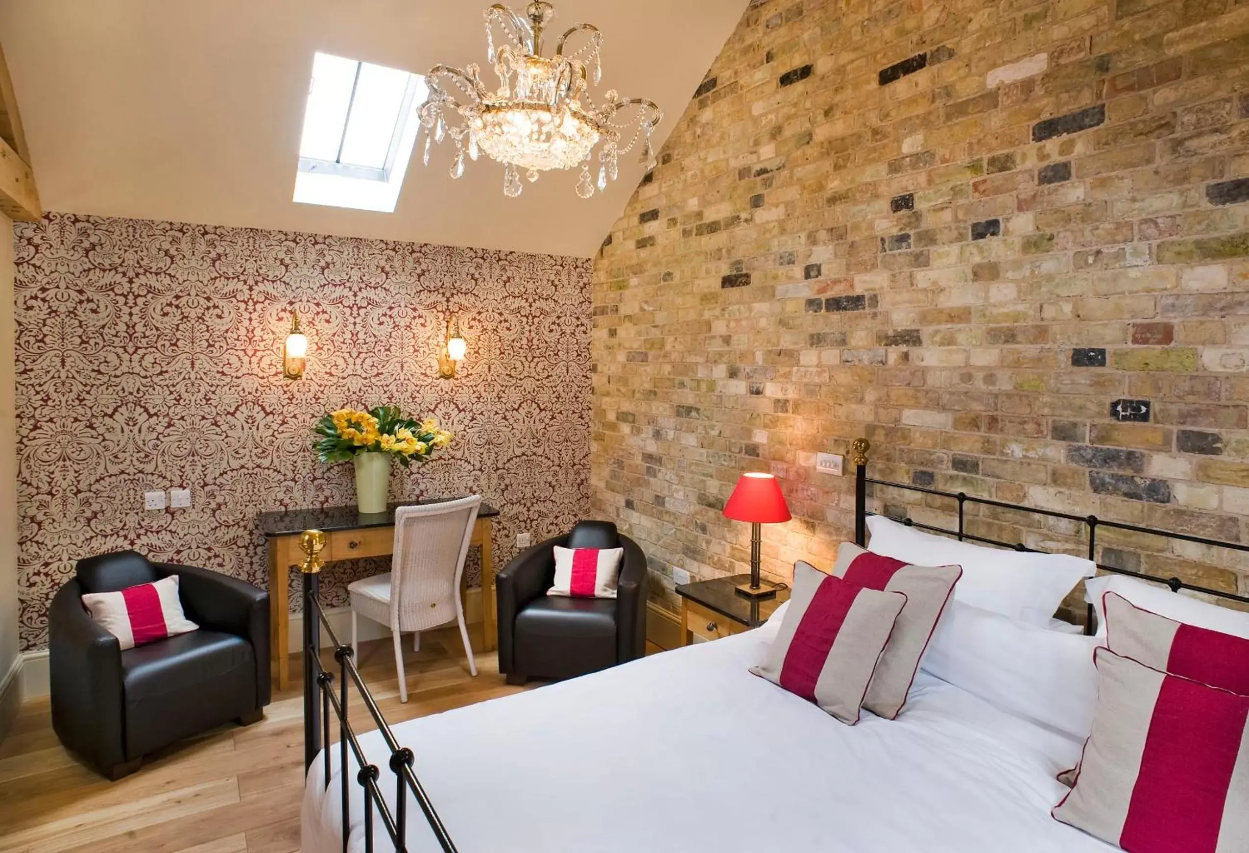 Standard Double Room in The Fox by Greene King Inns Standard Double Room in The Fox by Greene King Inns