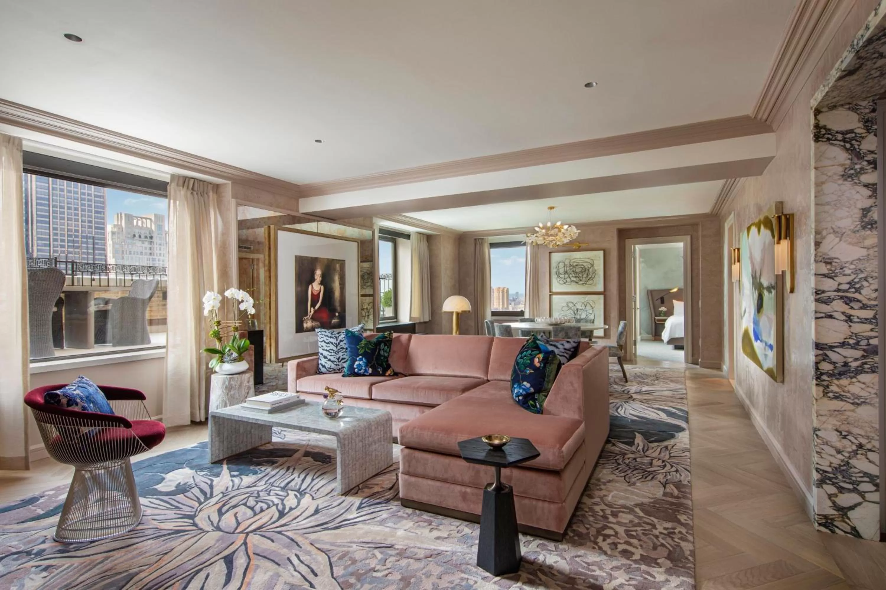 Living room in JW Marriott Essex House New York