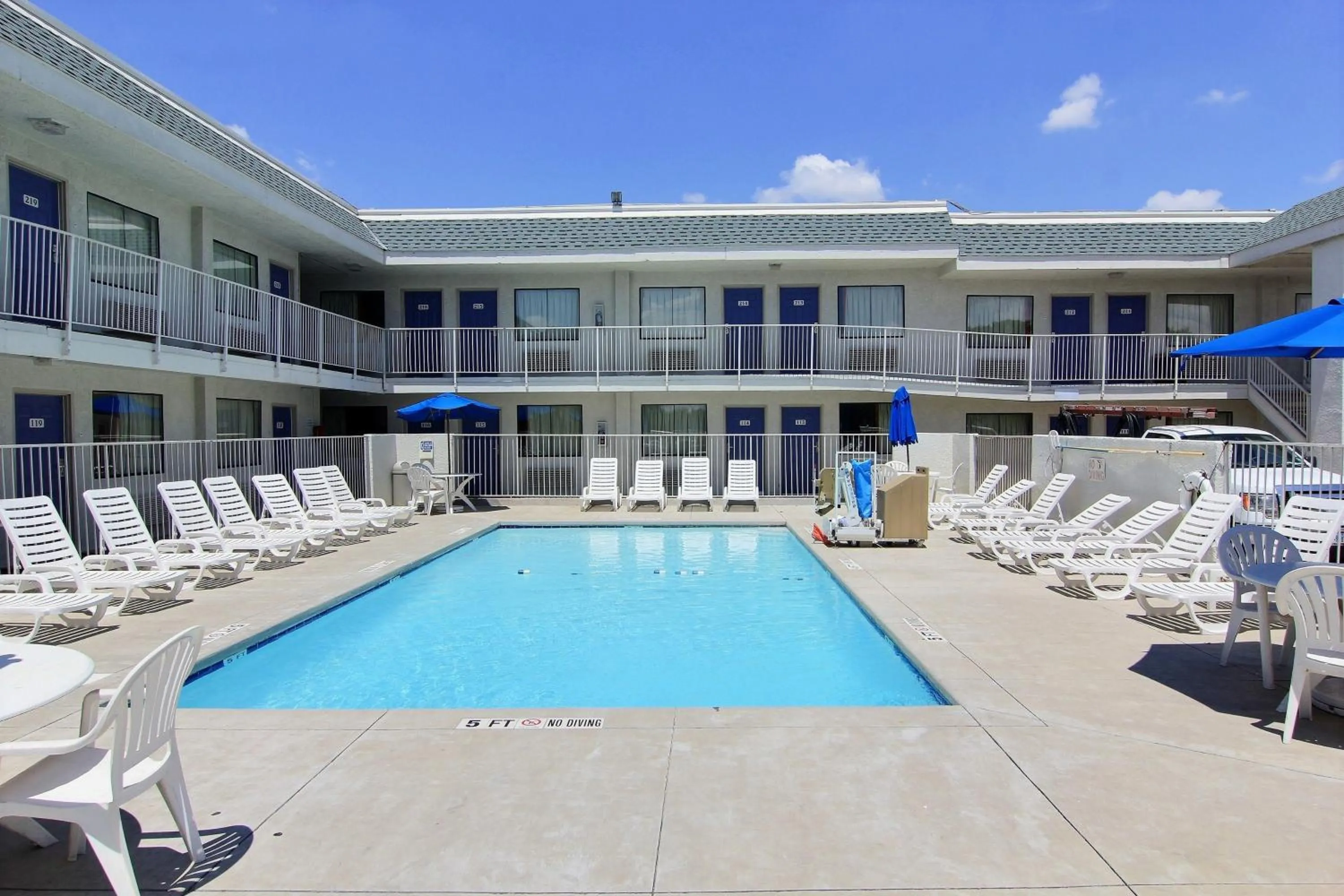 Swimming Pool in Motel 6-Austin, TX