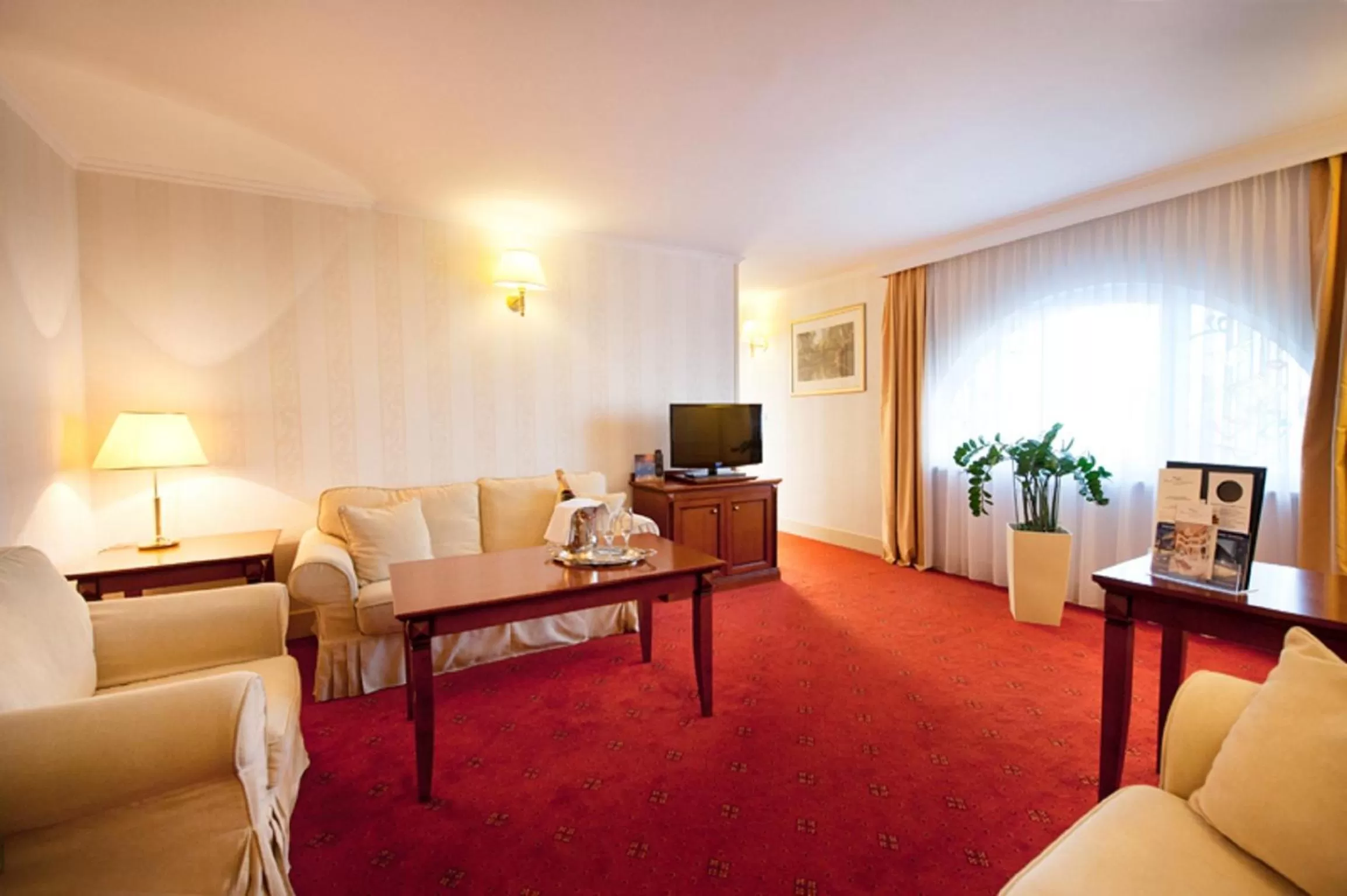 Photo of the whole room in Hotel Mazurkas