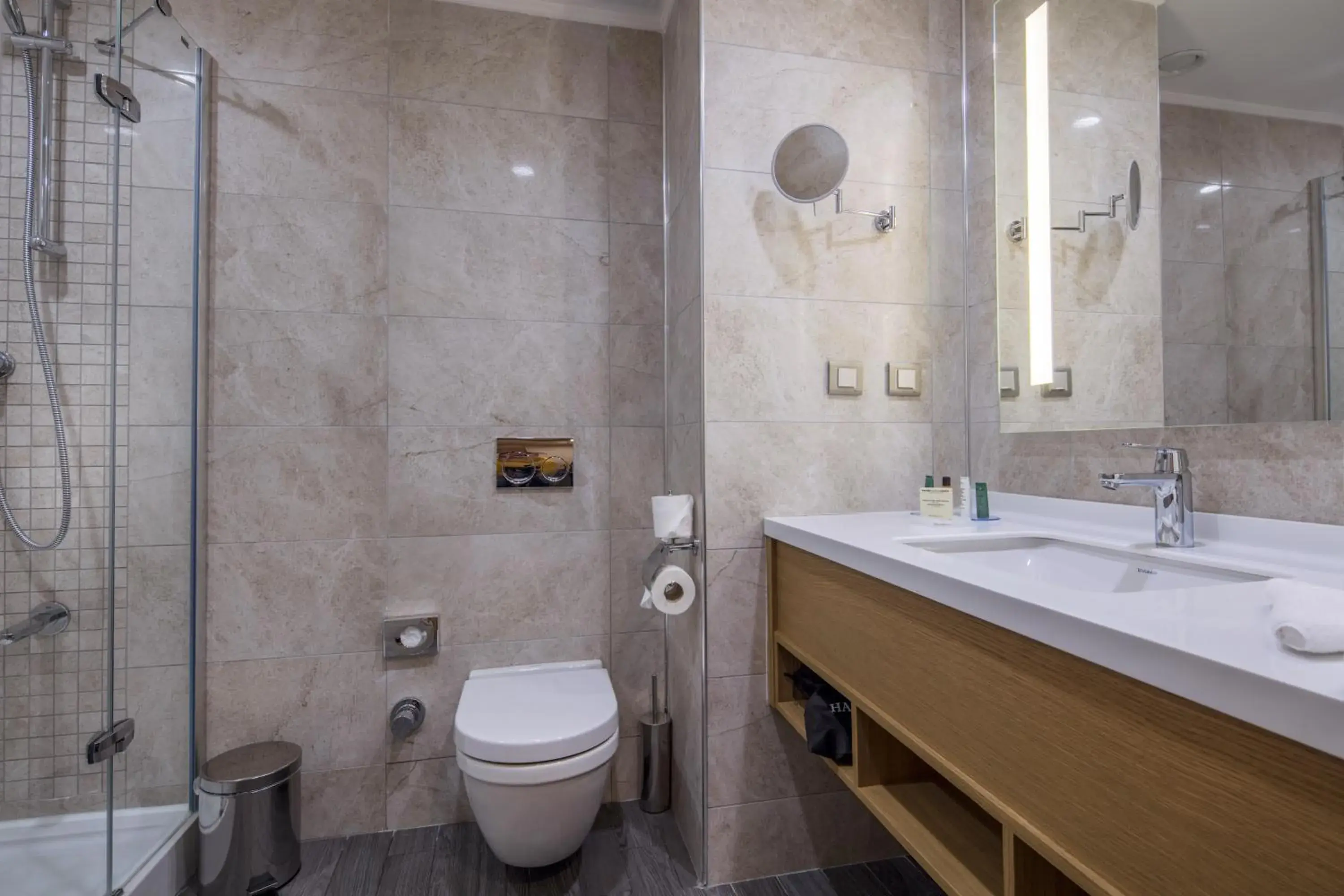 Shower, Bathroom in Hilton Garden Inn Safranbolu