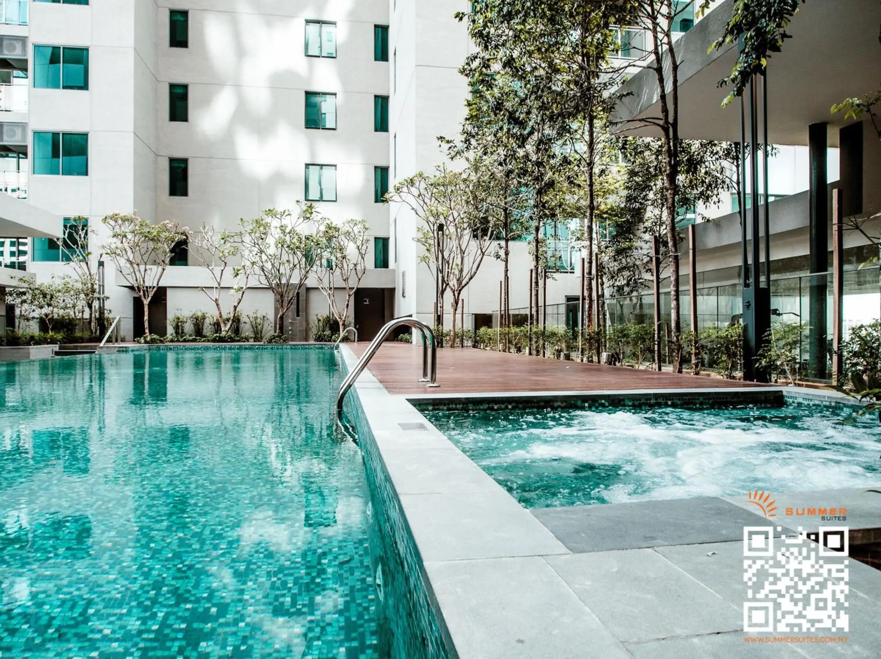 Swimming Pool in Mercu Summer Suite KLCC @ Penguin Homes