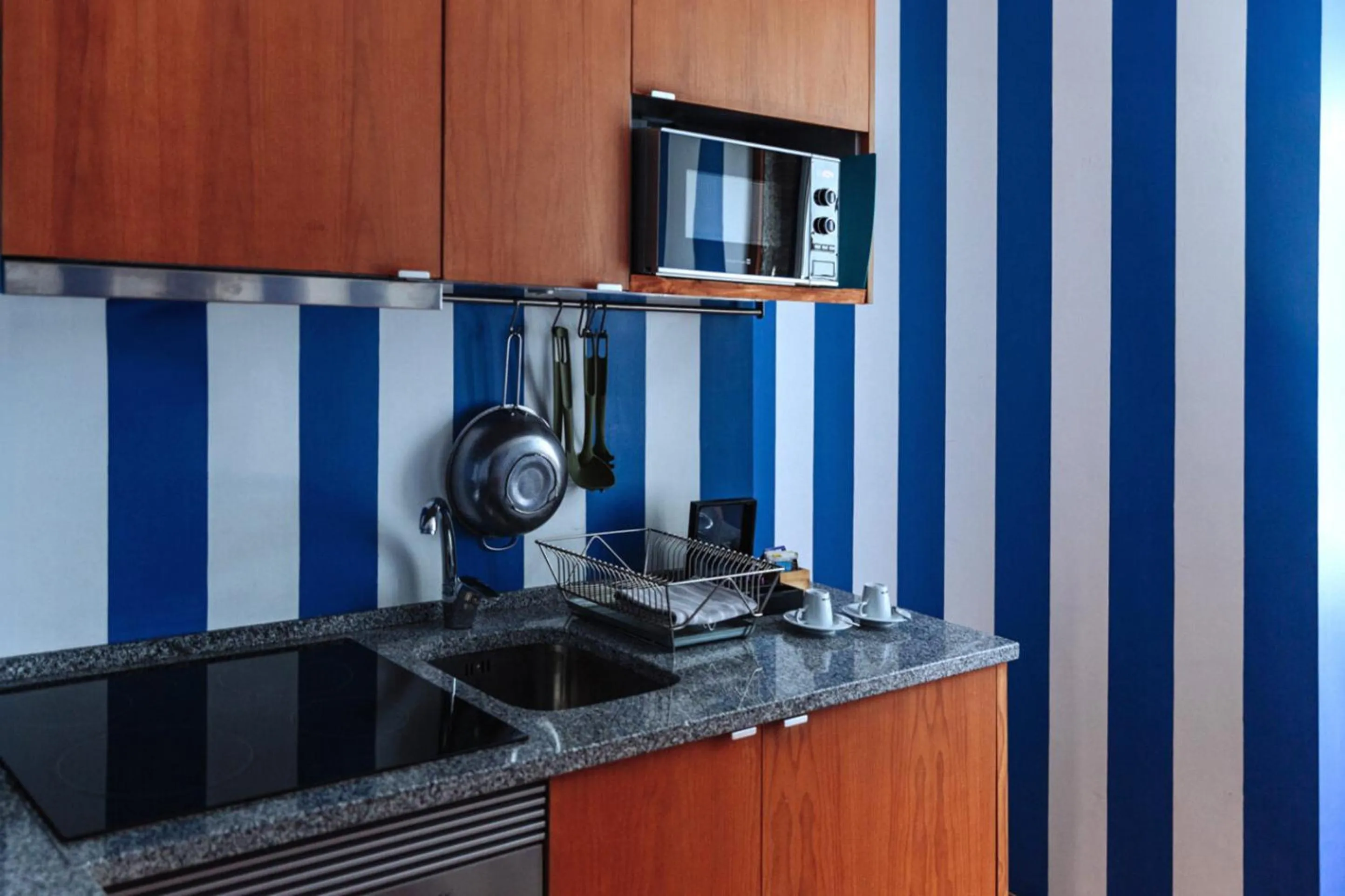 kitchen in Lisbon Art Stay Apartments Baixa