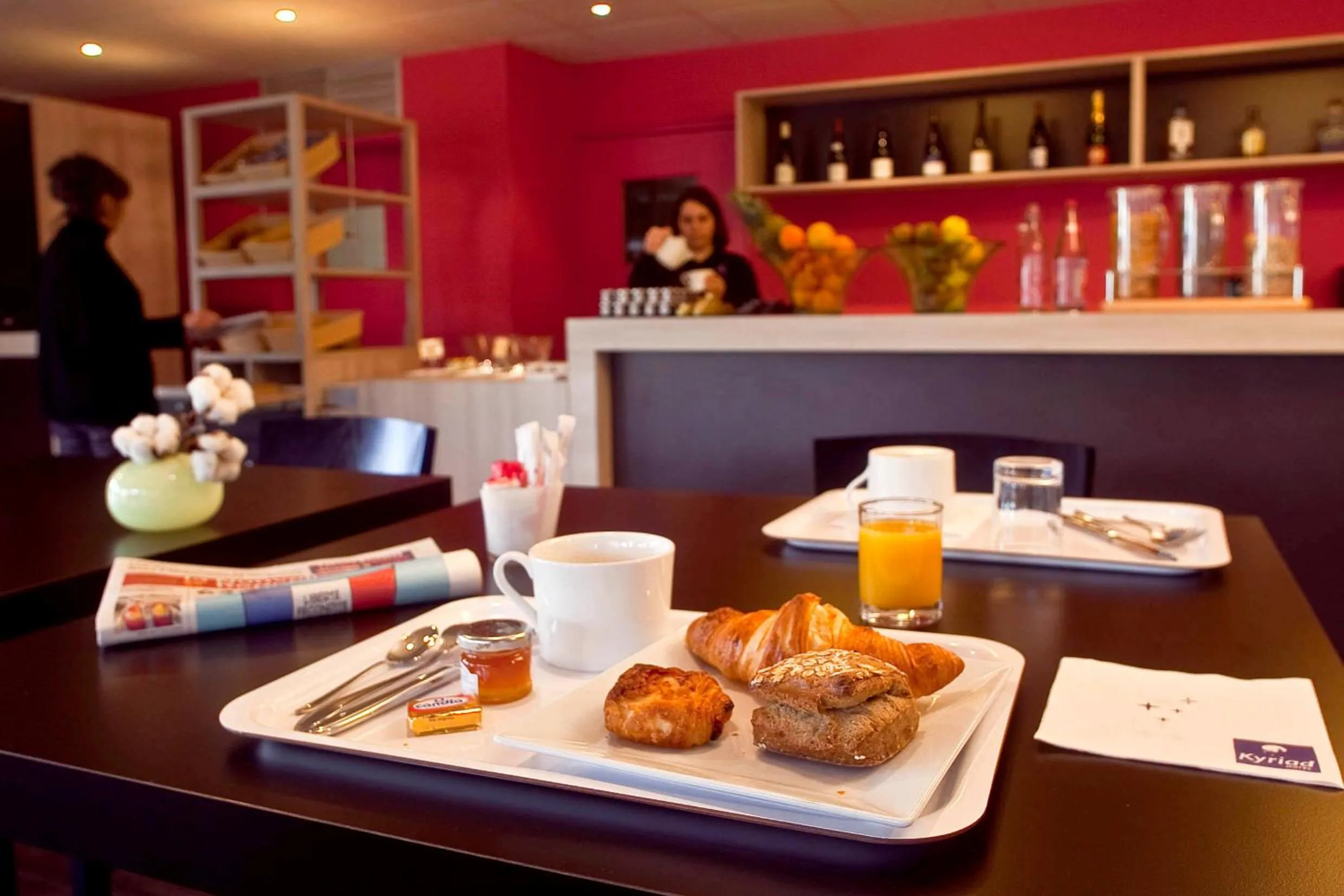 Restaurant/places to eat in Kyriad Tours Sud - Chambray Lès Tours