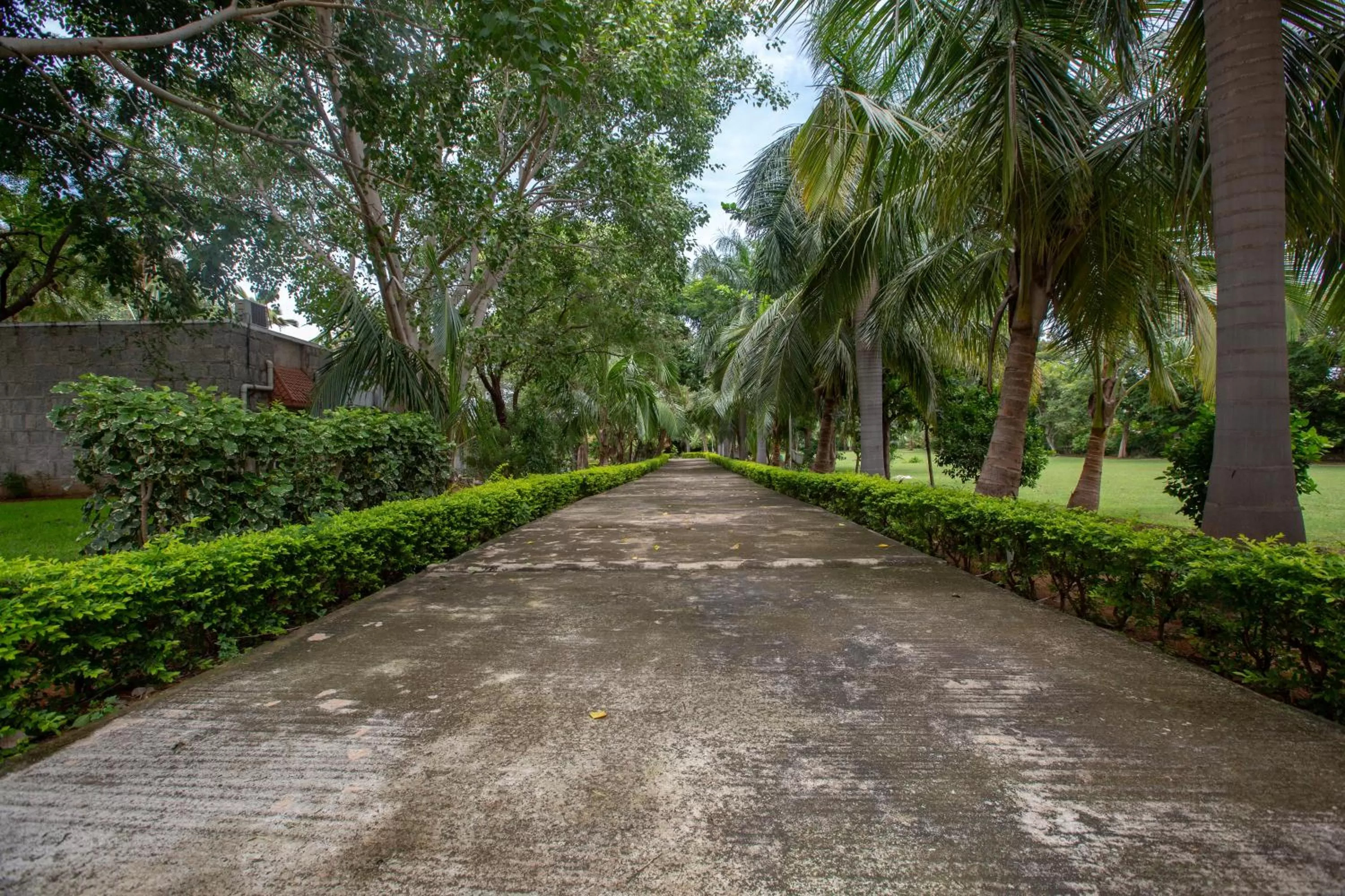 KSTDC Hotel Mayura Bhuvaneshwari Kamalapur