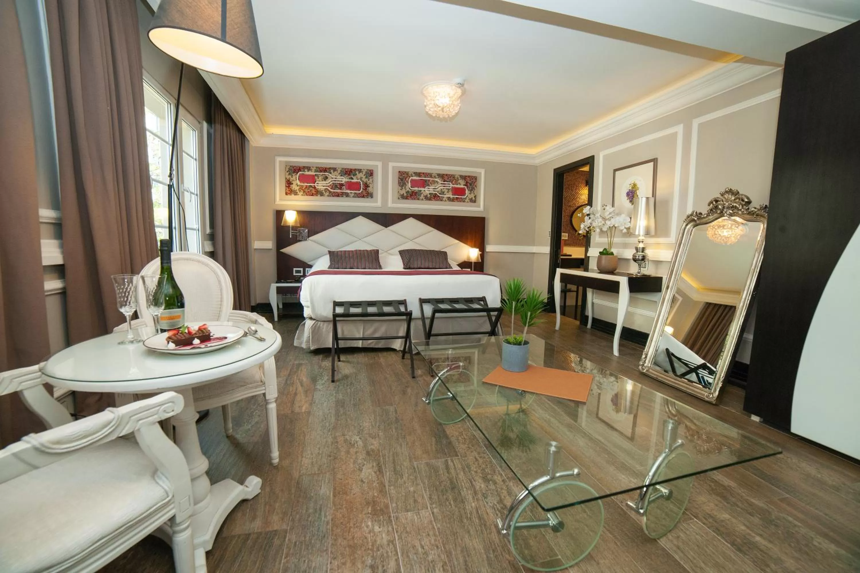 Bed in Hotel Sommelier Boutique