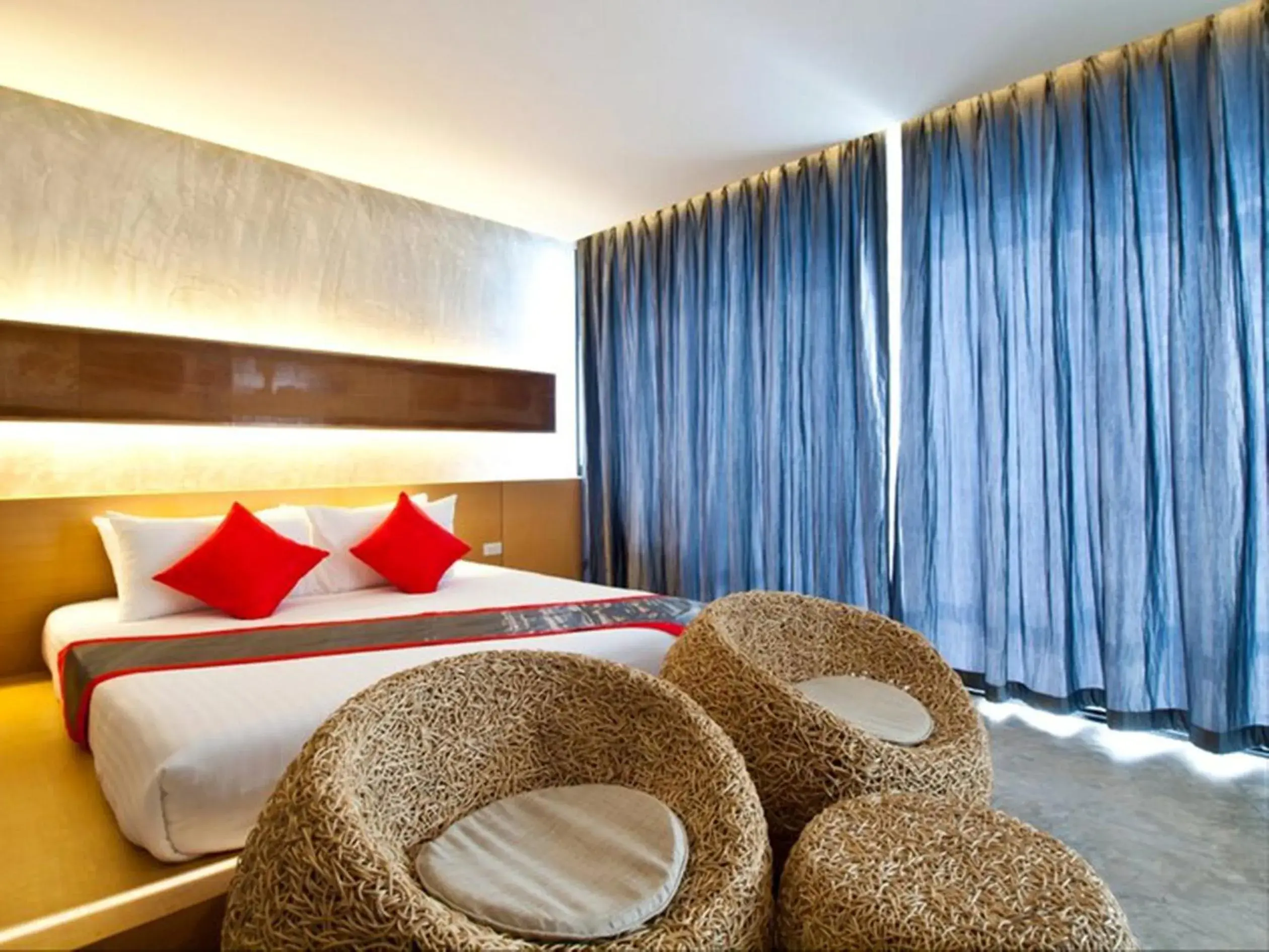 Living room, Bed in The Now Hotel - SHA Extra Plus