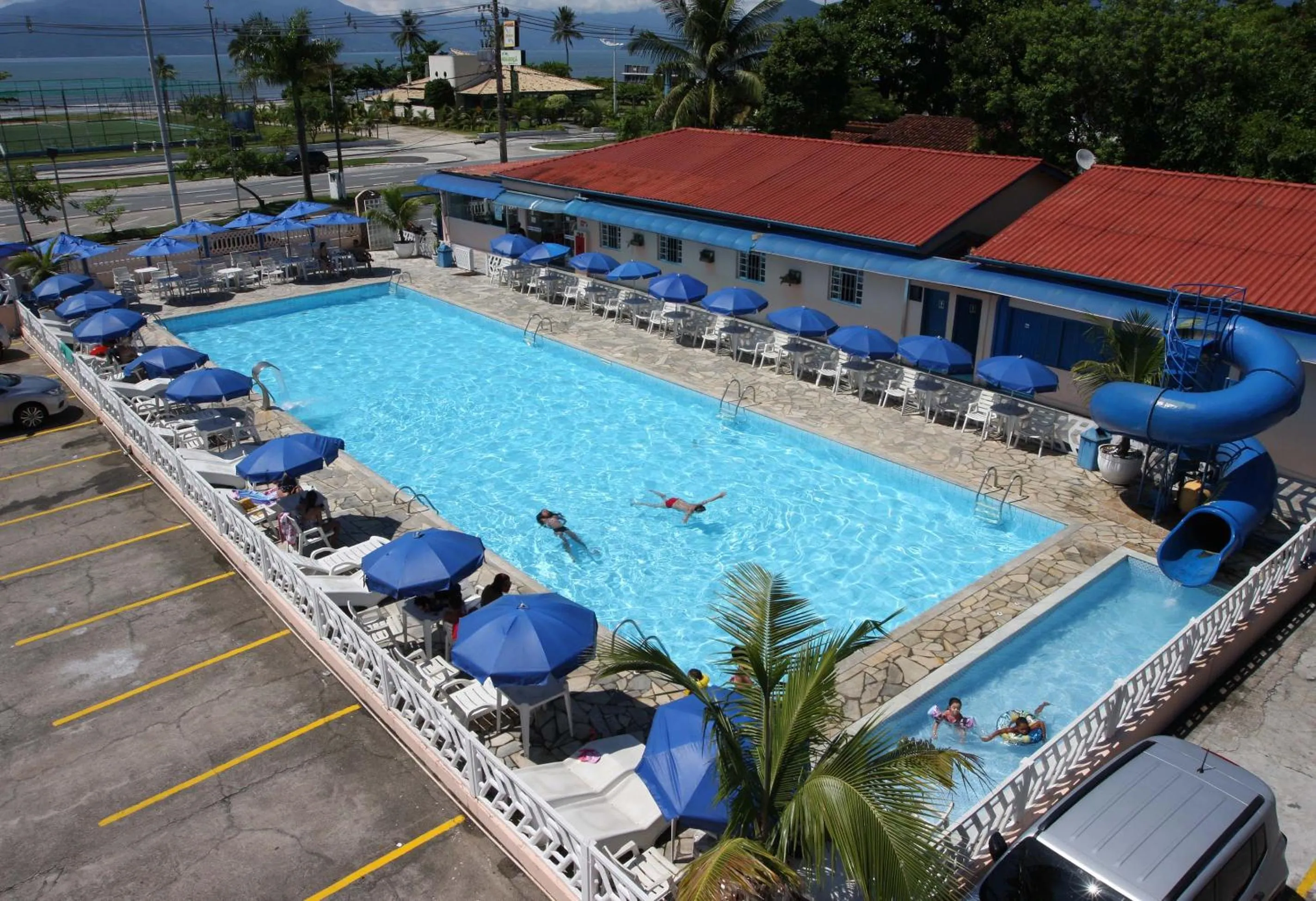 Pool view in Hotel Litoral Norte