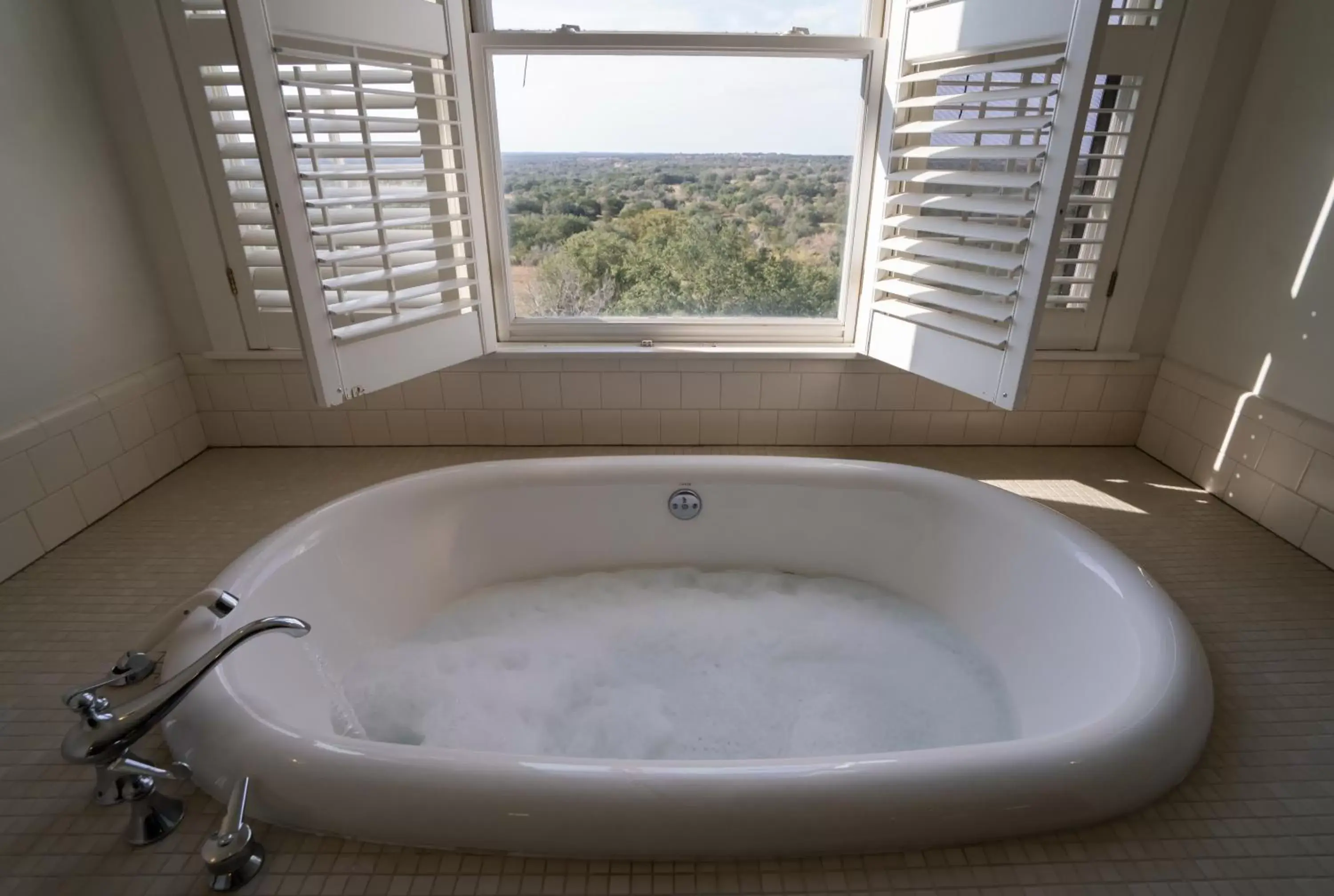 Bathroom in Sage Hill Inn & Spa