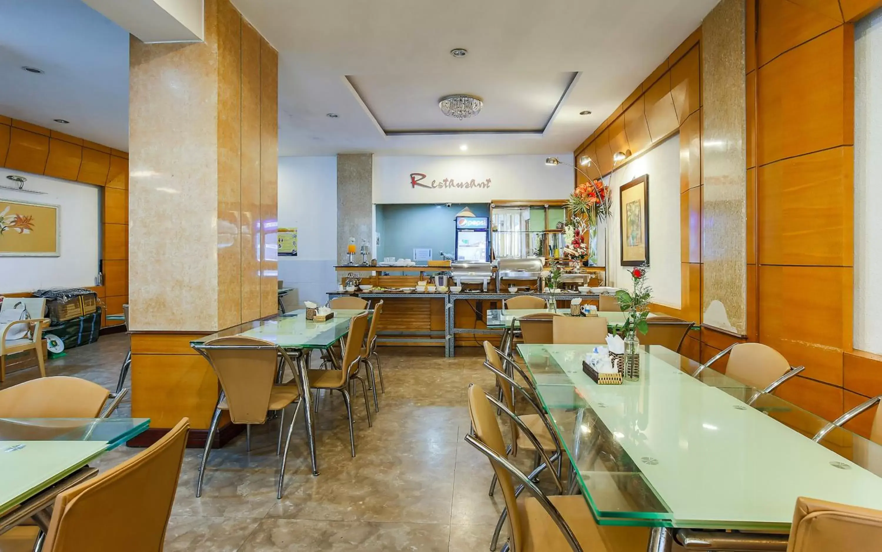 Restaurant/places to eat in Vilion Central Hotel & Spa Restaurant/places to eat in Vilion Central Hotel & Spa