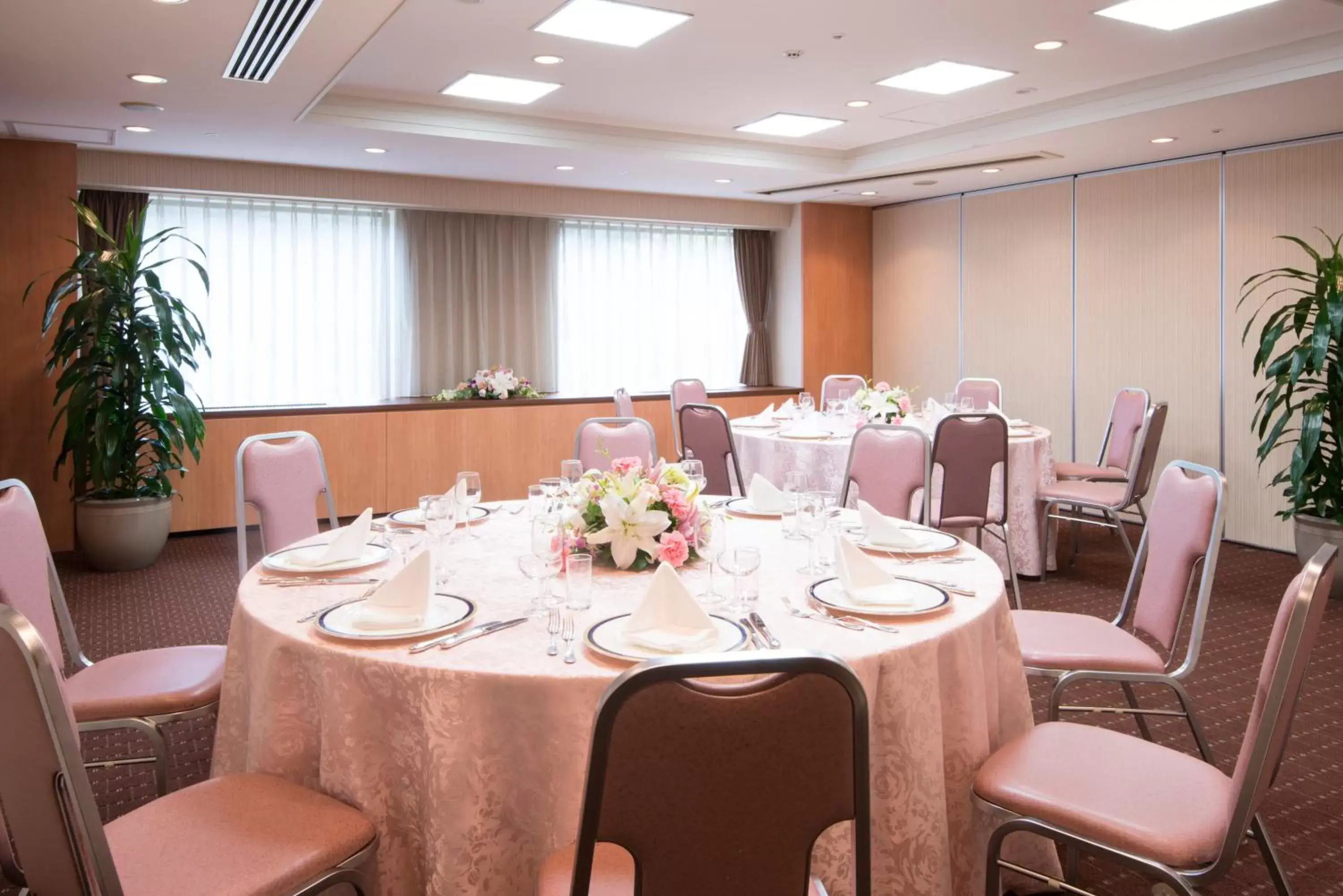 Banquet/Function facilities, Restaurant/Places to Eat in International Garden Hotel Narita